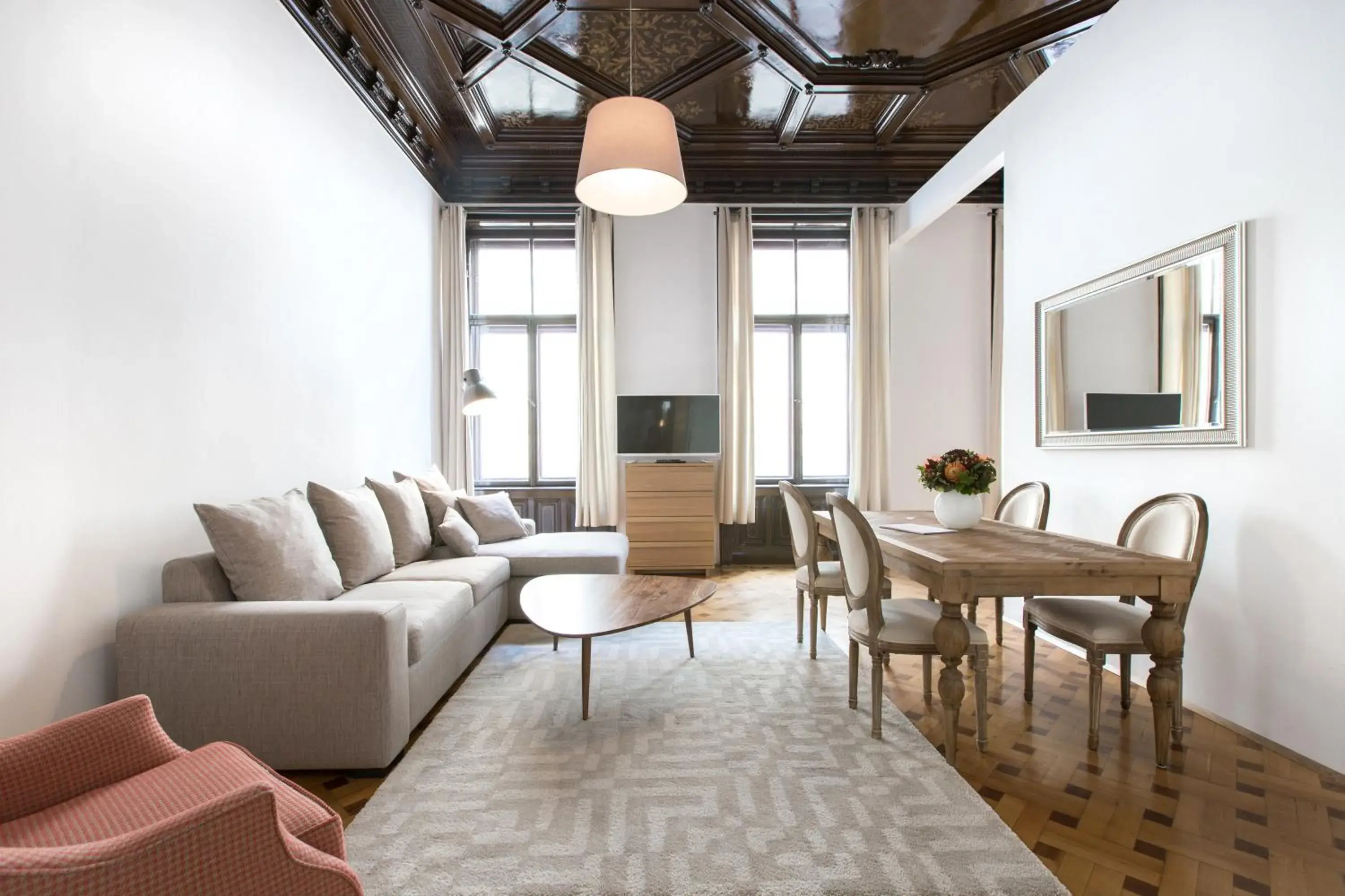 Deluxe Studio Apartment No. 15B in HeyMi Apartments in City Center Deluxe Studio Apartment No. 15B in HeyMi Apartments in City Center