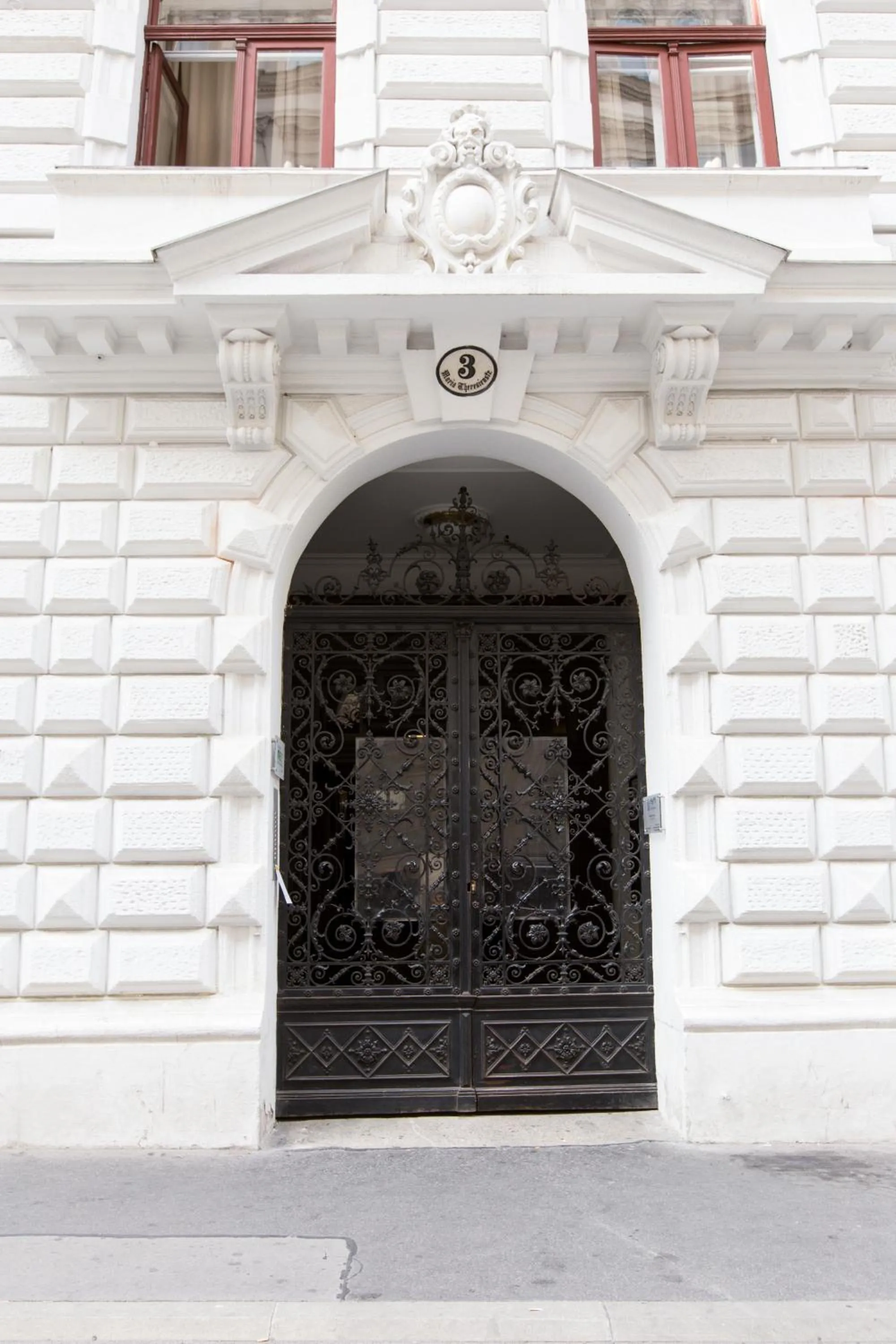 Facade/entrance in HeyMi Apartments in City Center