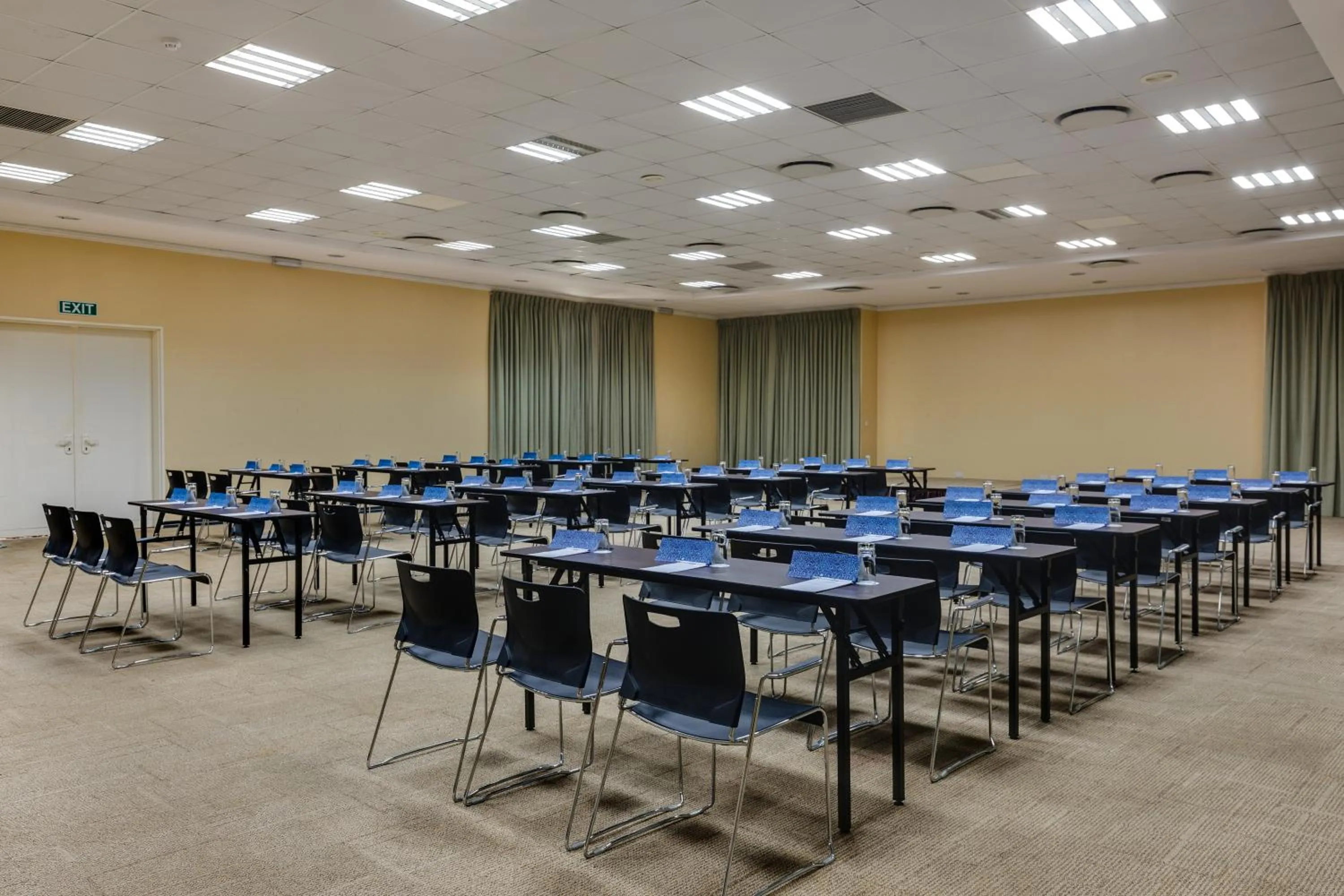 Meeting/conference room in Protea Hotel by Marriott Benin City Select Emotan