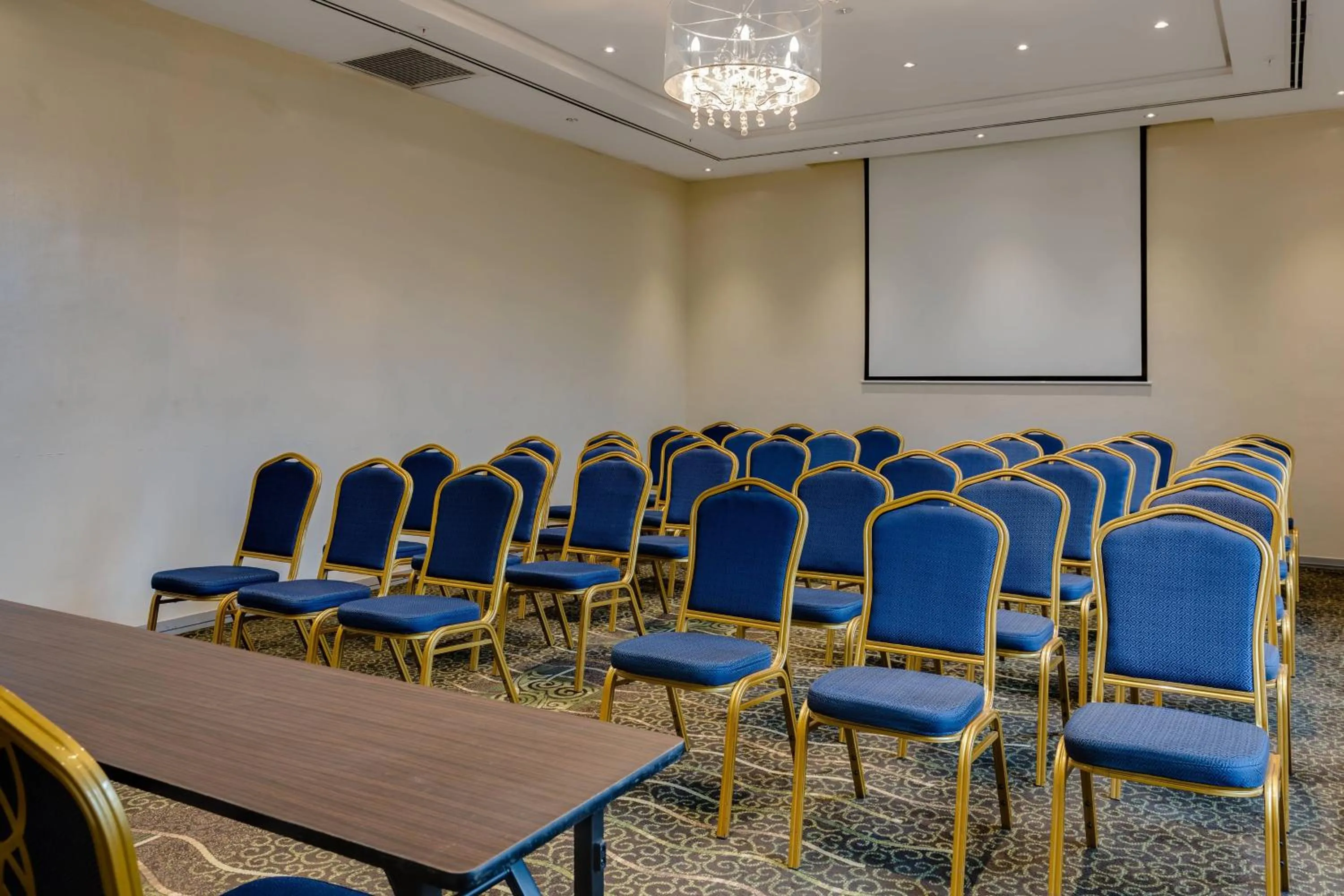 Meeting/conference room in Protea Hotel by Marriott Benin City Select Emotan