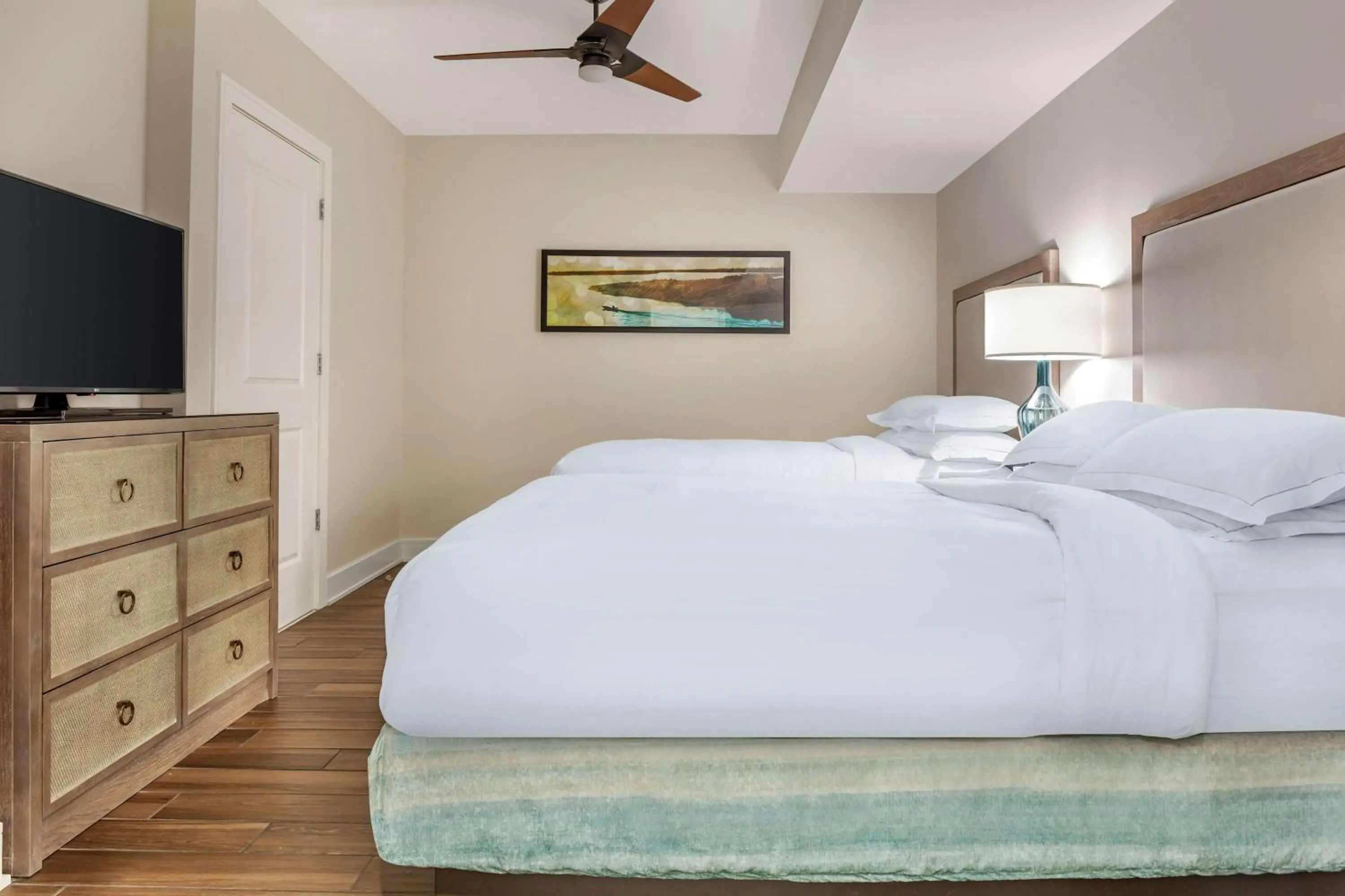 Bed in Hilton Grand Vacations Club Ocean Oak Resort Hilton Head