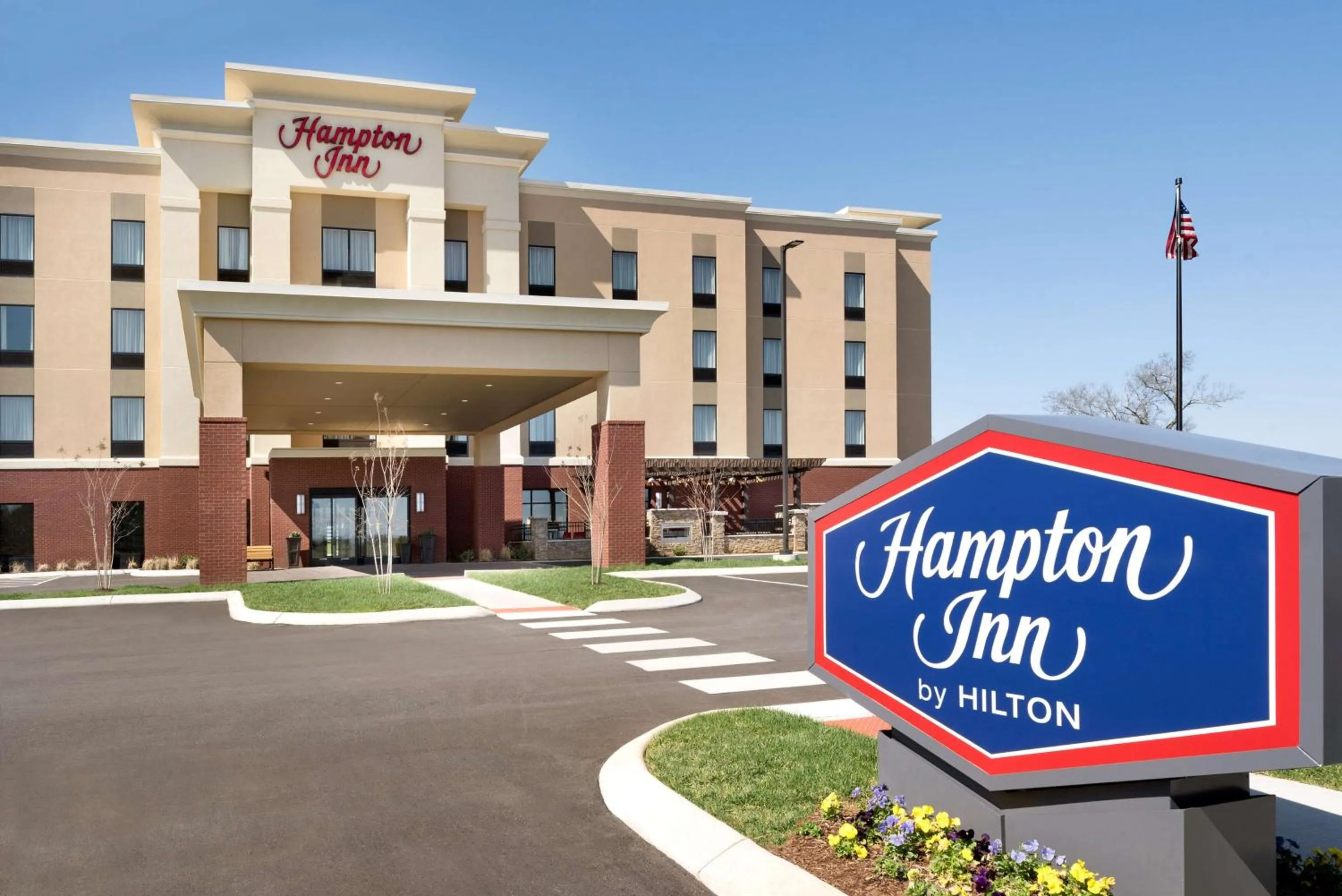 Property building in Hampton Inn by Hilton Spring Hill, TN