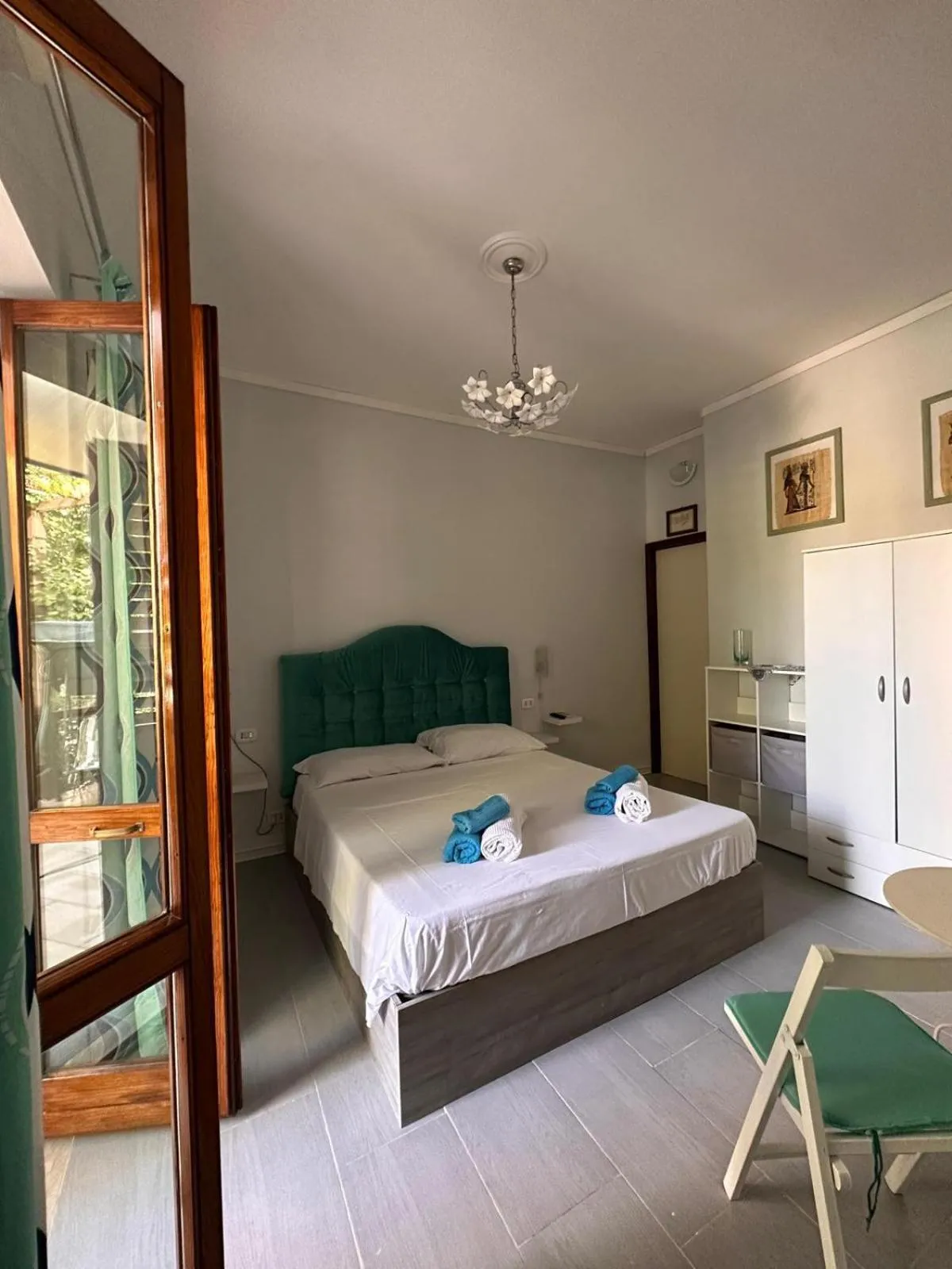 Bed in Casa Himera Fontane Bianche