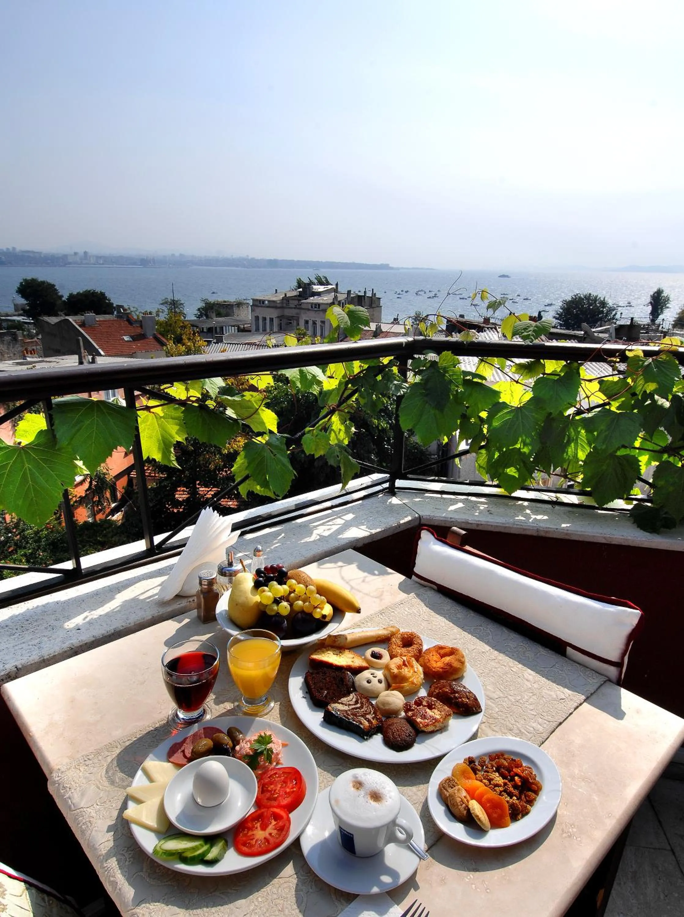 Sea view in Şebnem Hotel