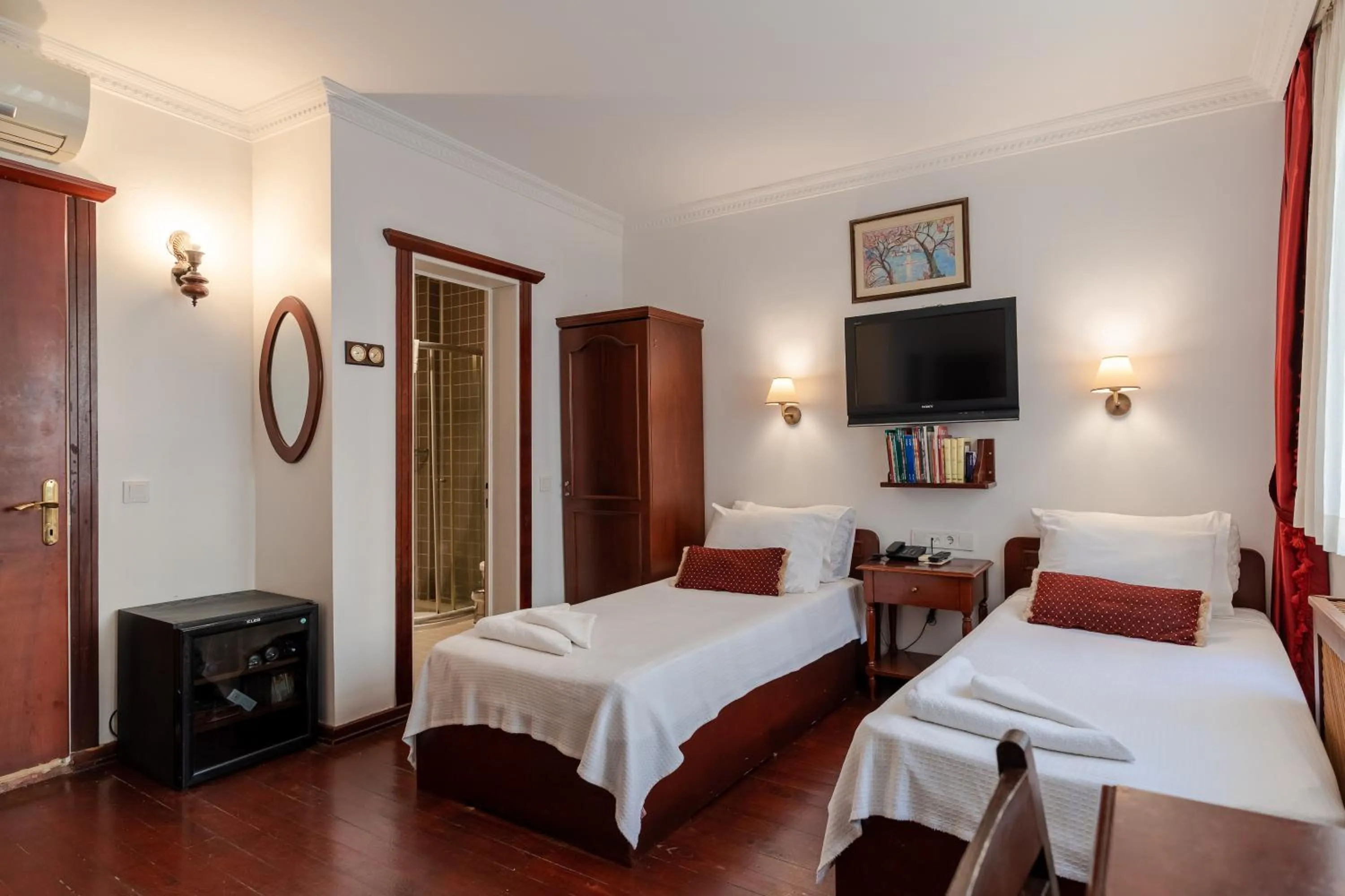 Bed in Şebnem Hotel