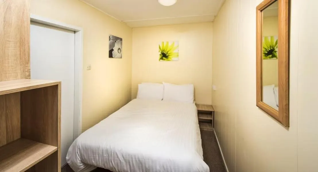 Bedroom, Bed in Sandy Glade Holiday Park