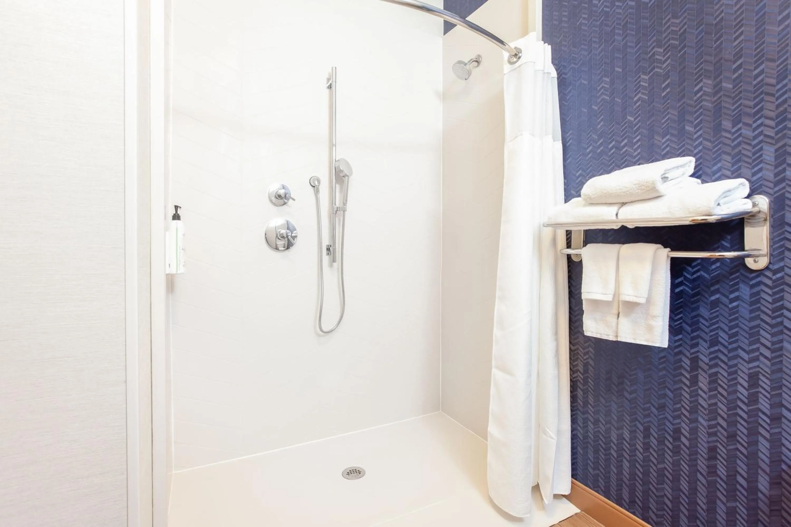 Bathroom in Fairfield Inn by Marriott North Little Rock