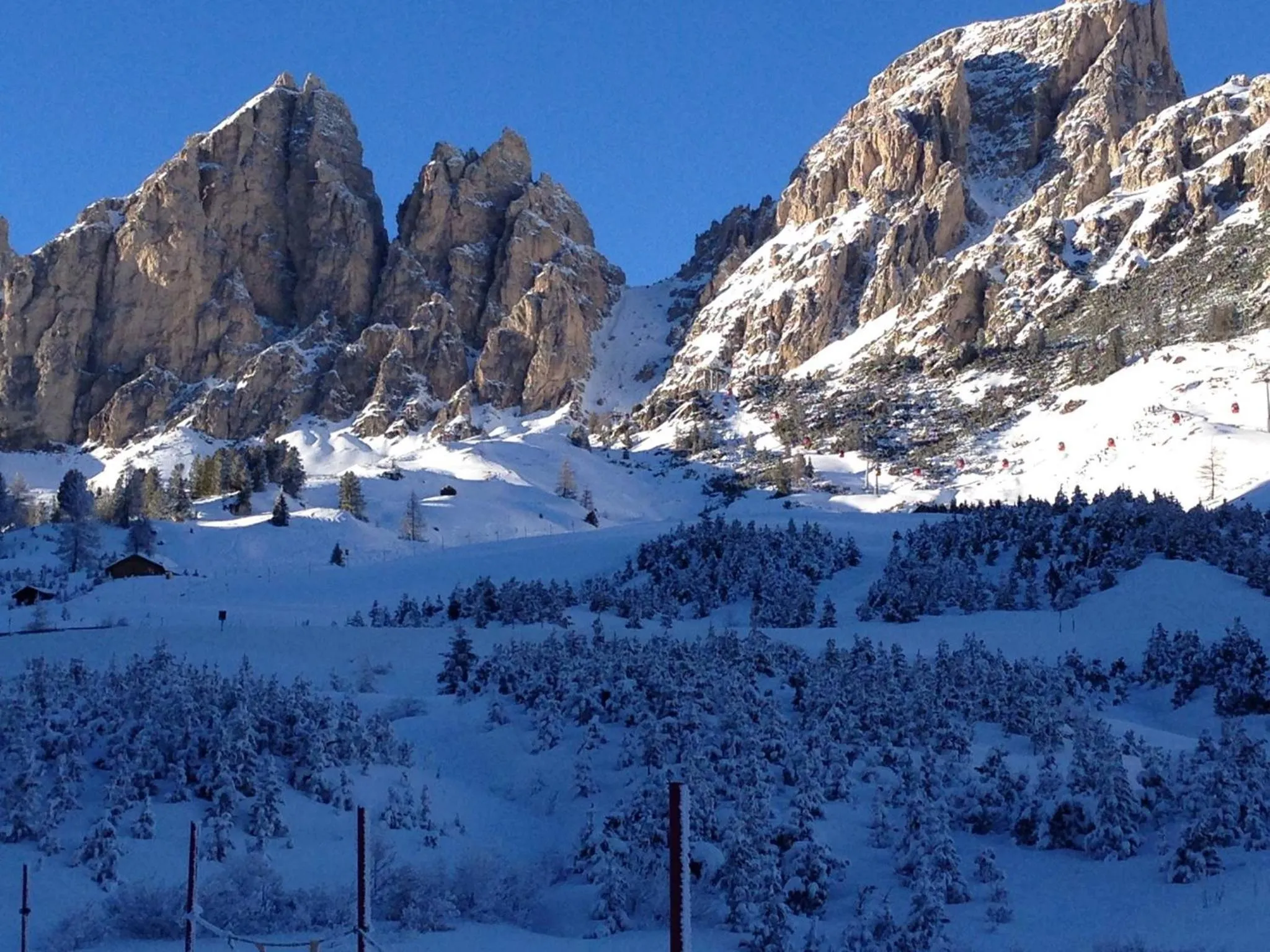 Skiing in Garni Criss