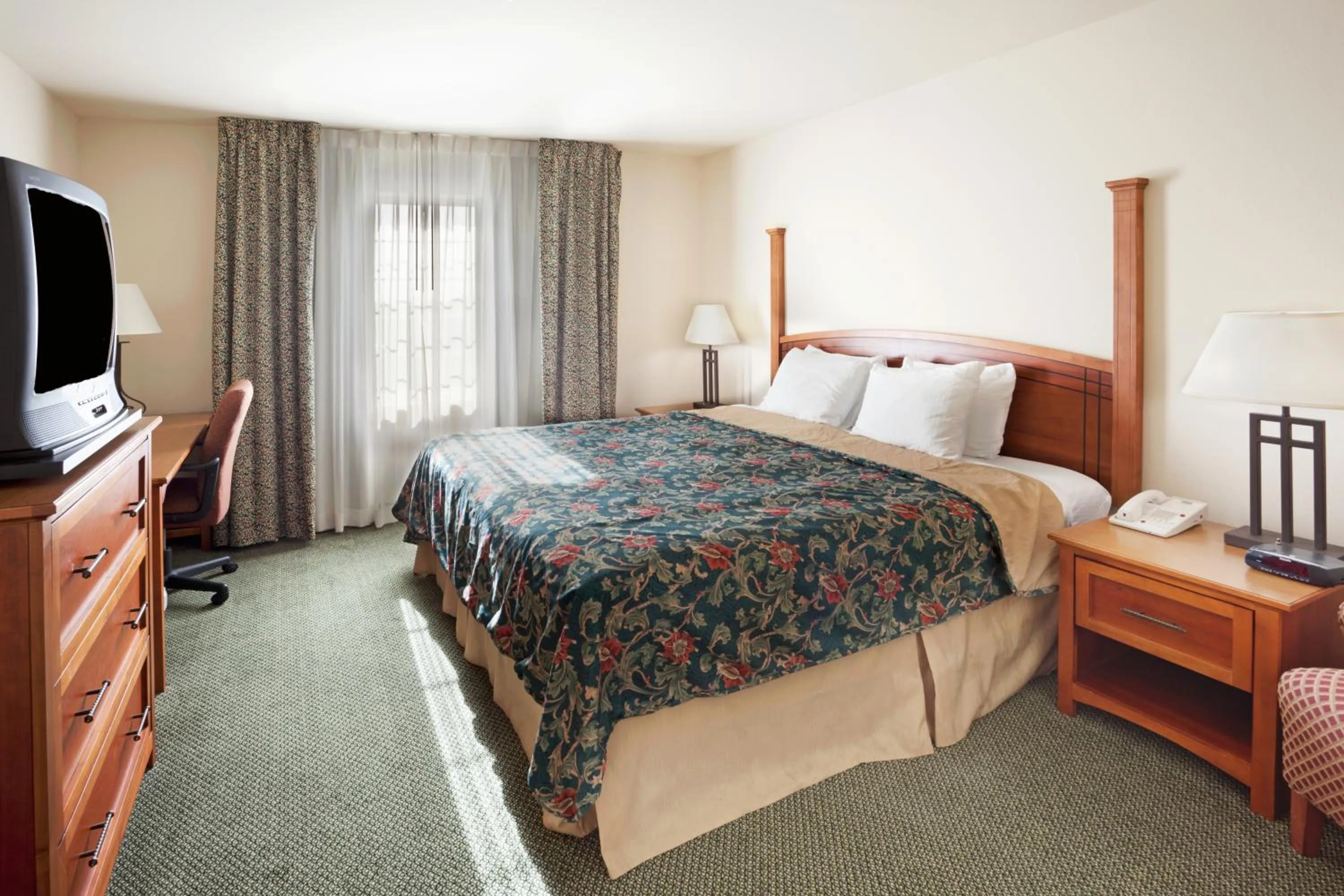 Bedroom, Bed in Staybridge Suites - Brownsville by IHG