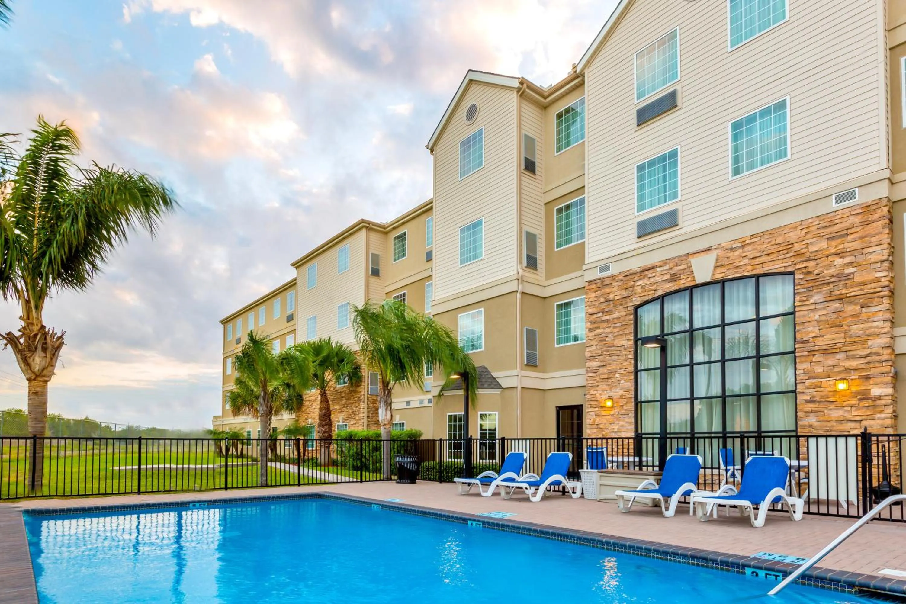 Swimming pool in Staybridge Suites - Brownsville by IHG