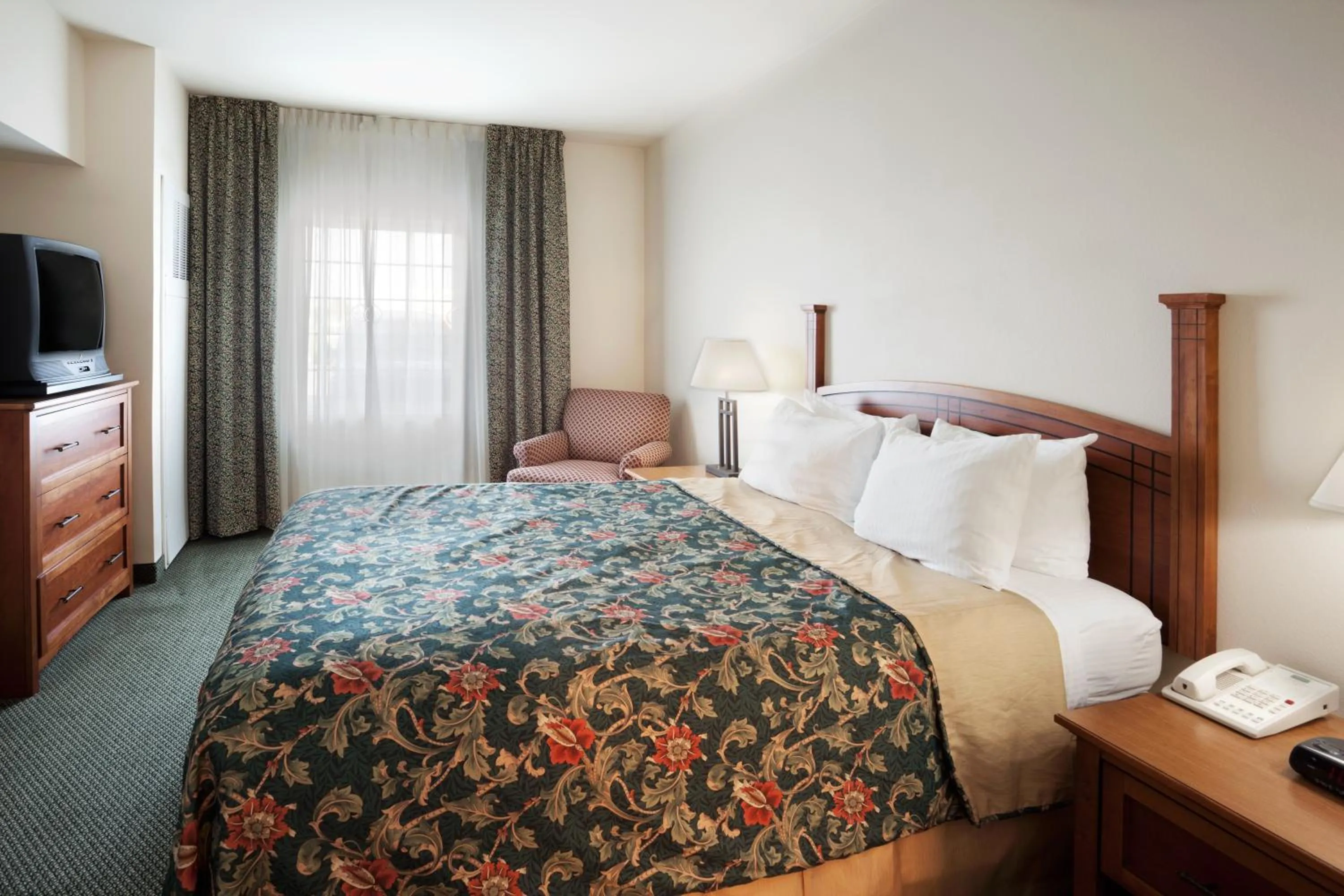 Bedroom, Bed in Staybridge Suites - Brownsville by IHG
