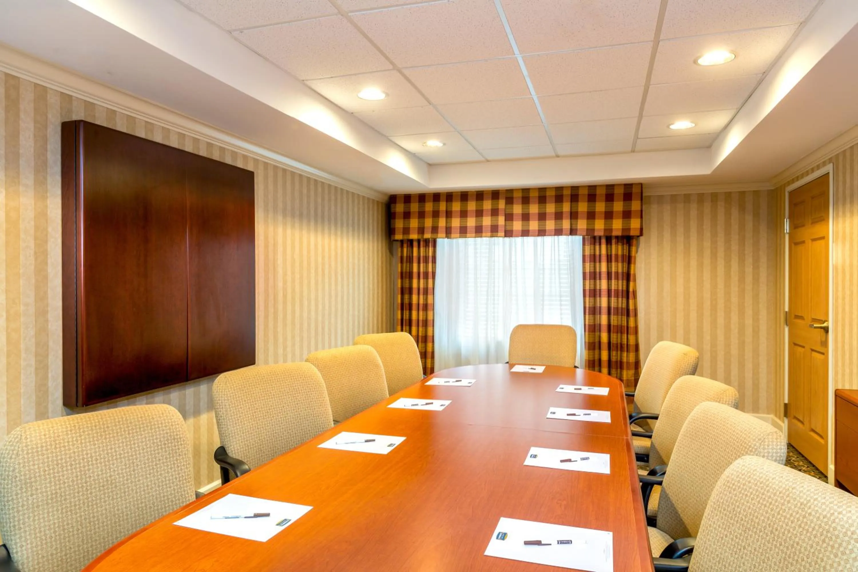 Meeting/conference room in Staybridge Suites - Brownsville by IHG