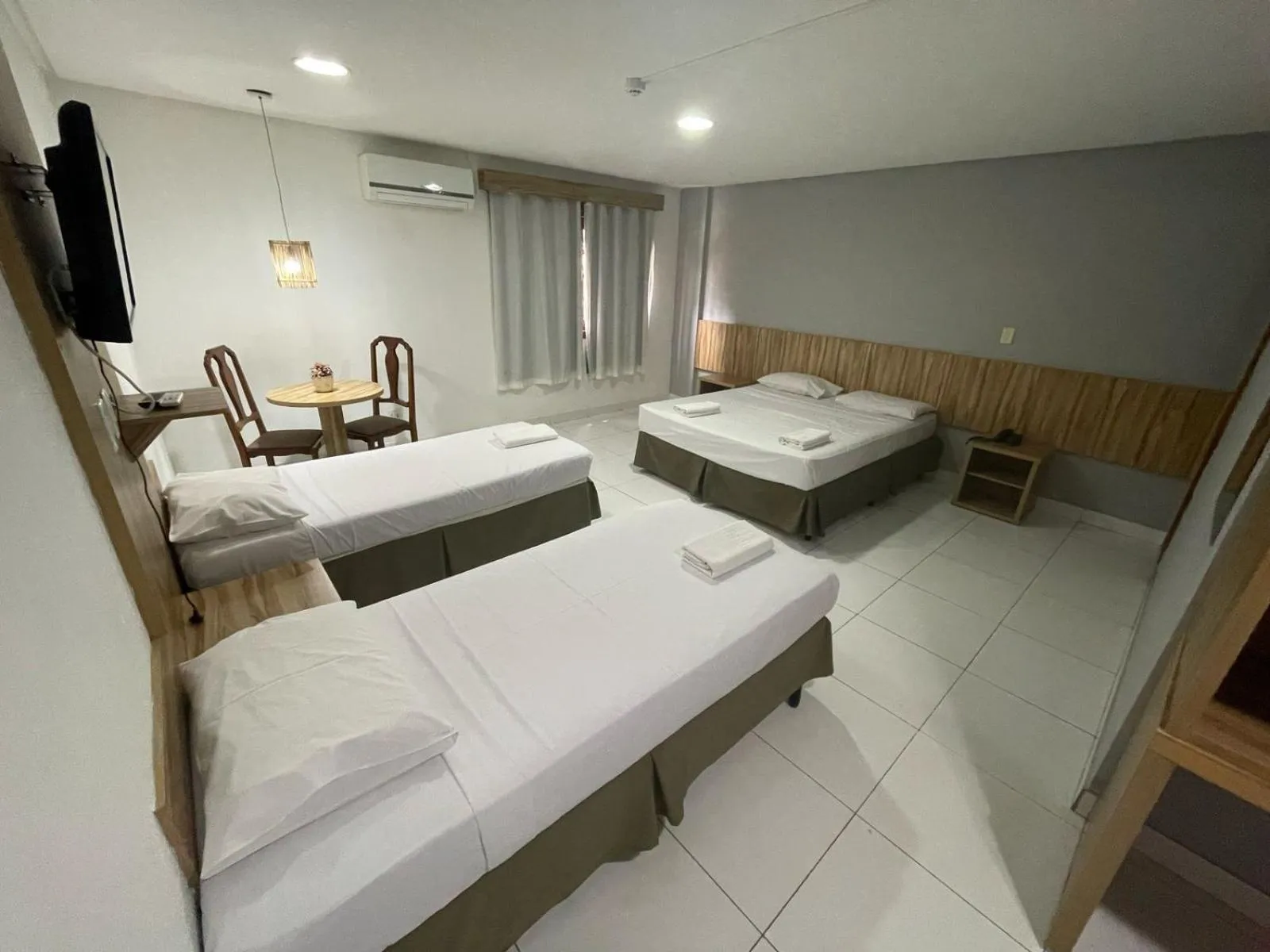 Bed in CR Hotel Bueno