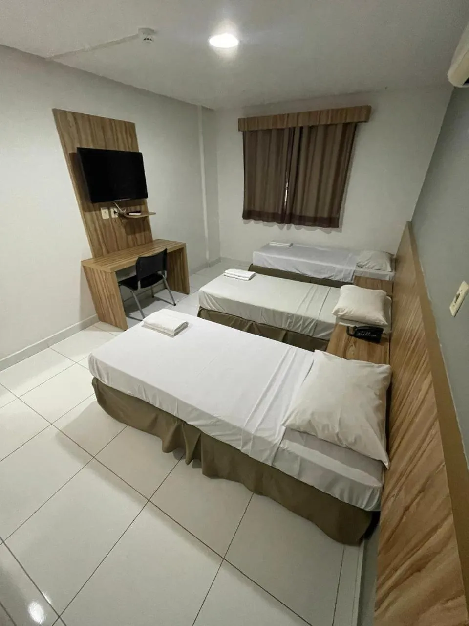 Bed in CR Hotel Bueno