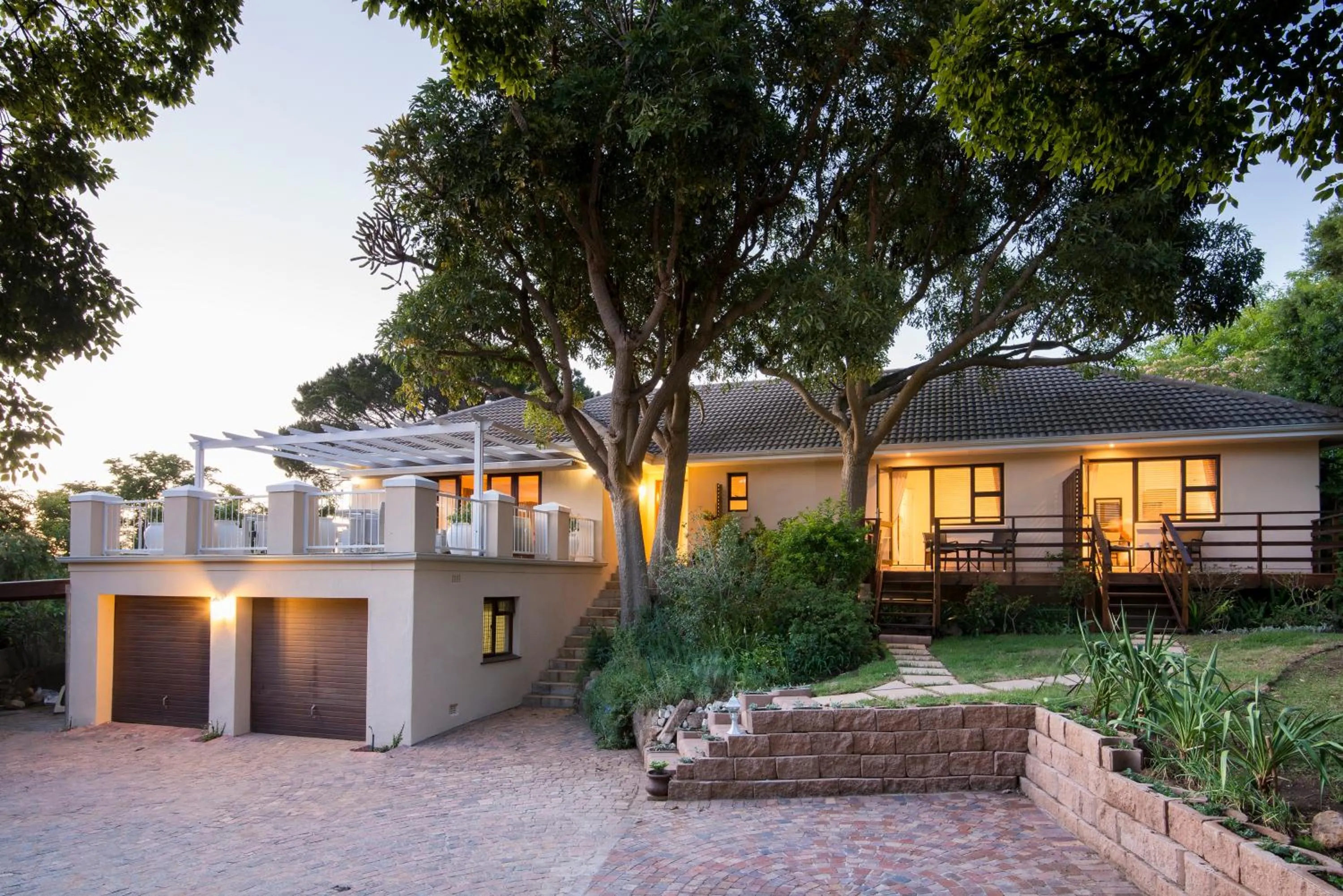 Garden in SomerZicht Guest House