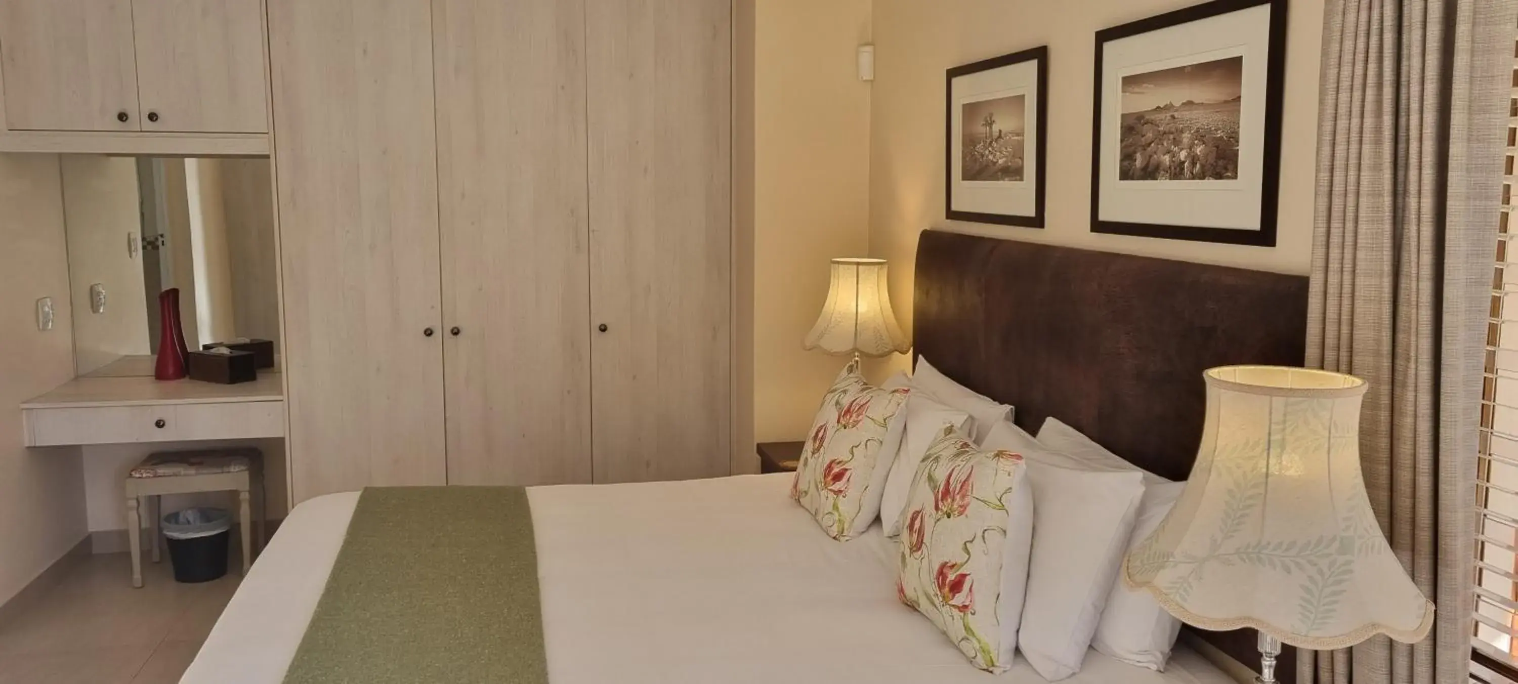 Studio with Pool View in SomerZicht Guest House Studio with Pool View in SomerZicht Guest House