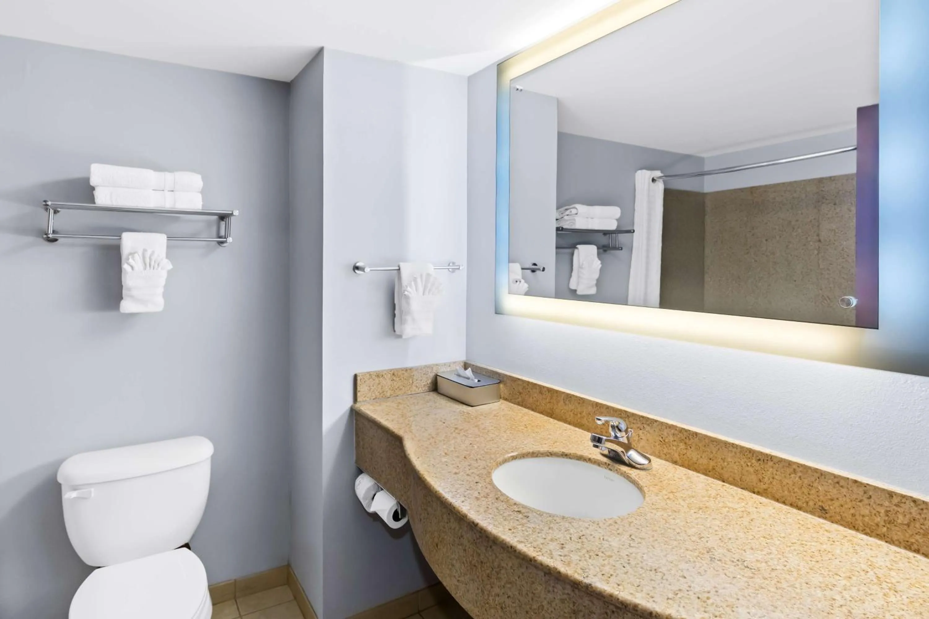 Bathroom in Best Western Harker Heights