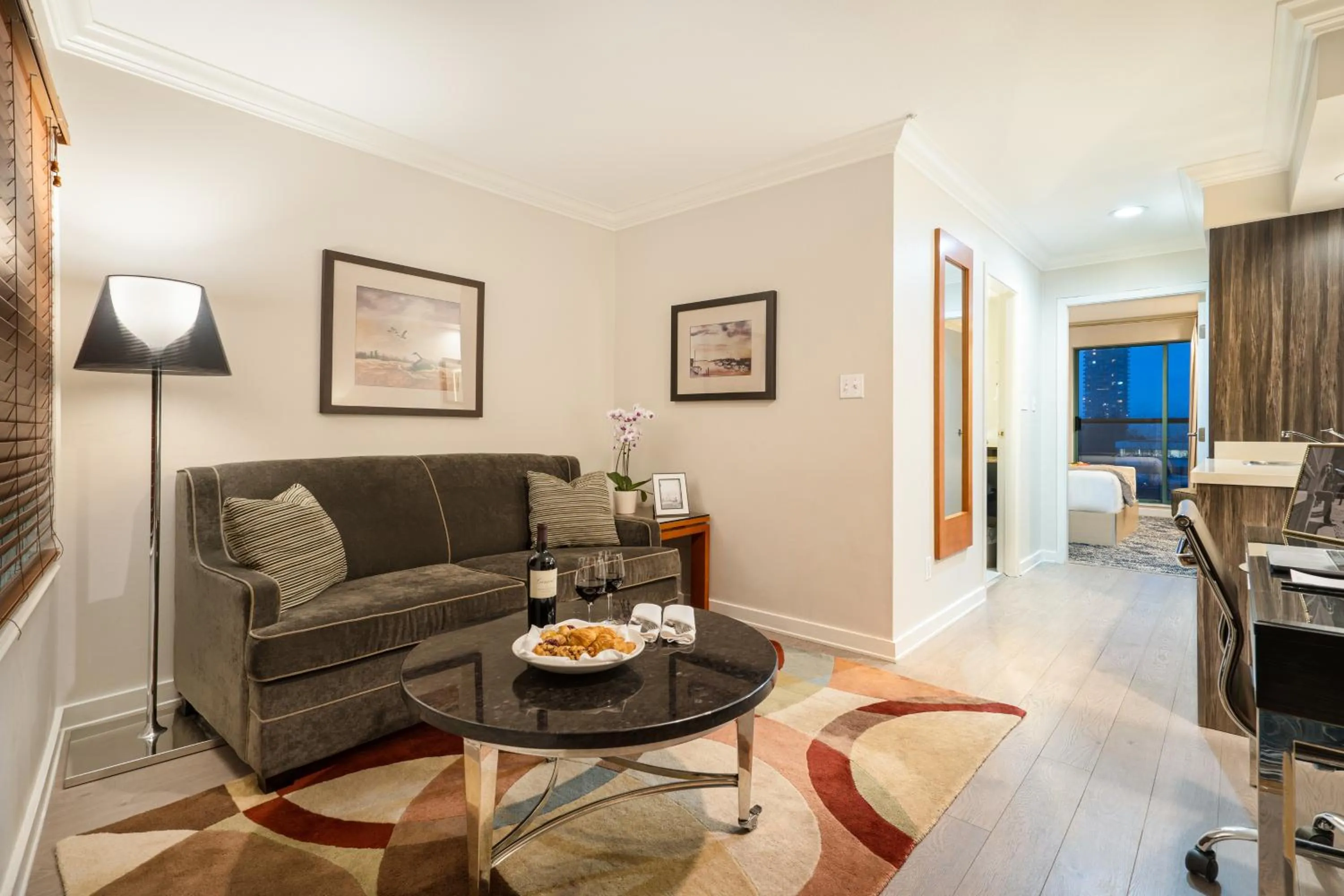 Executive Suites Hotel & Conference Center, Metro Vancouver