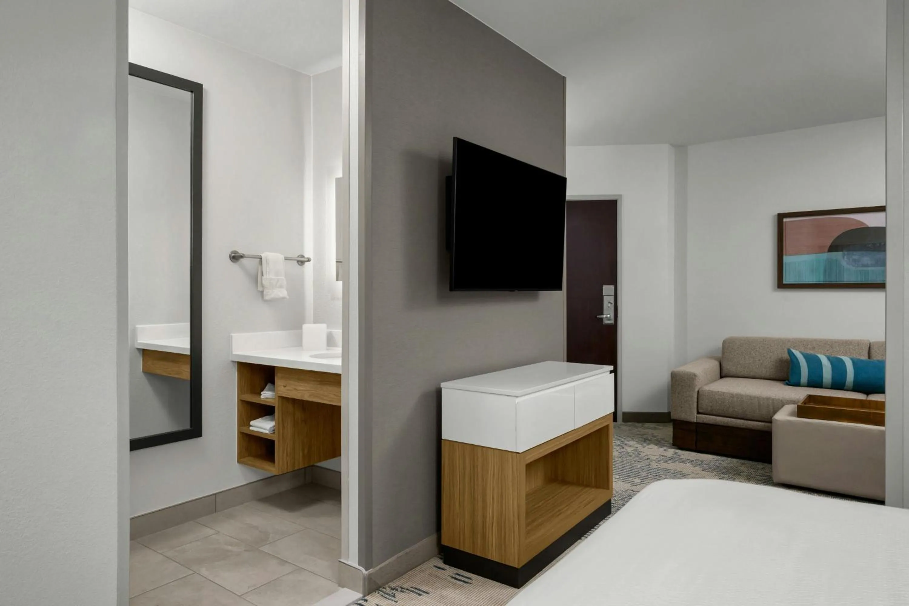 Photo of the whole room, Bed in SpringHill Suites Lehi at Thanksgiving Point