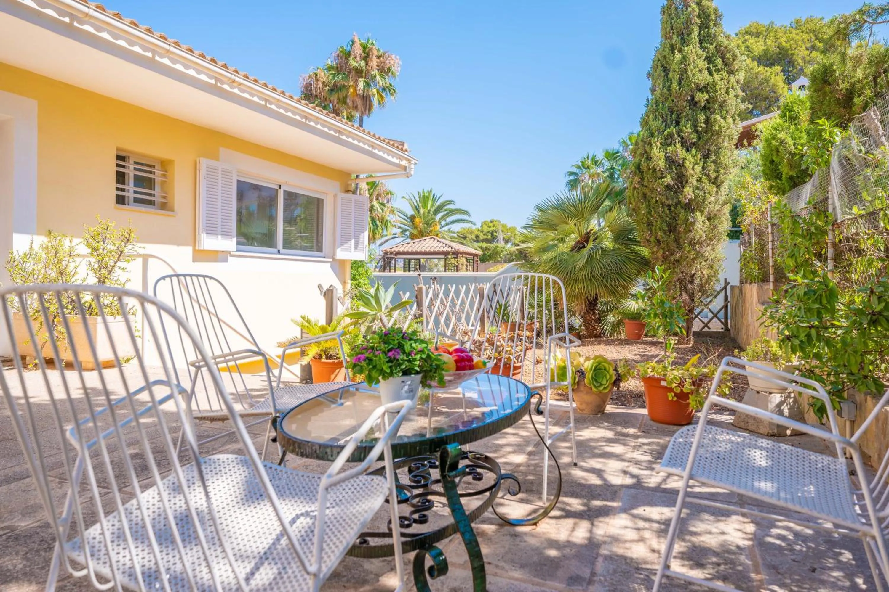 Garden in Villa Berry