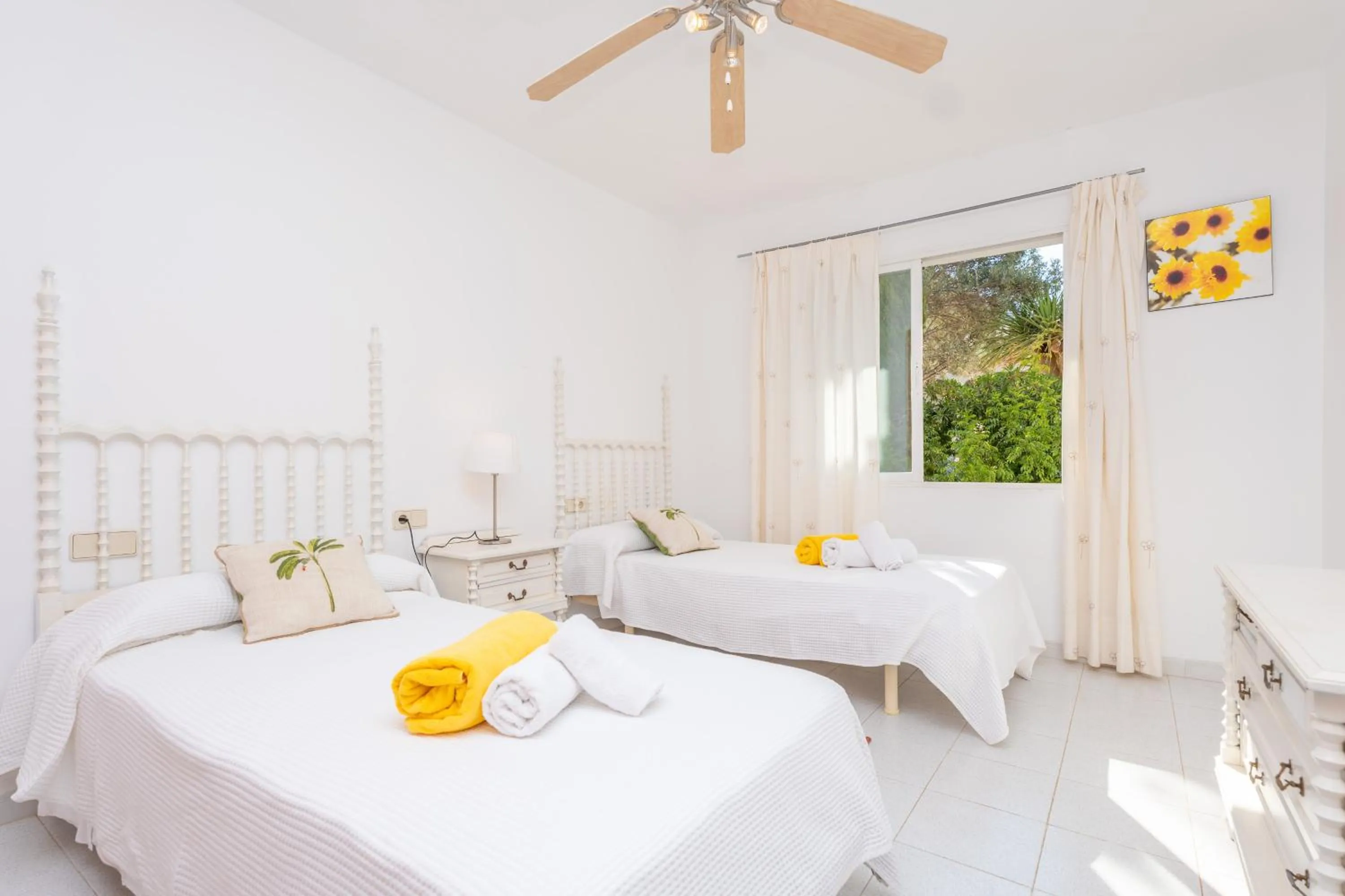 Bedroom, Bed in Villa Berry