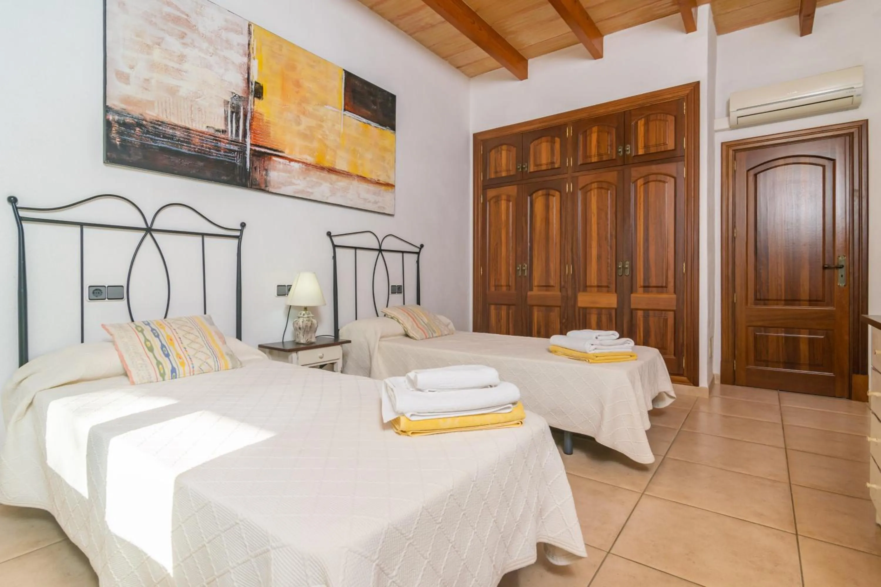 Bedroom, Bed in Ca'n Berguins