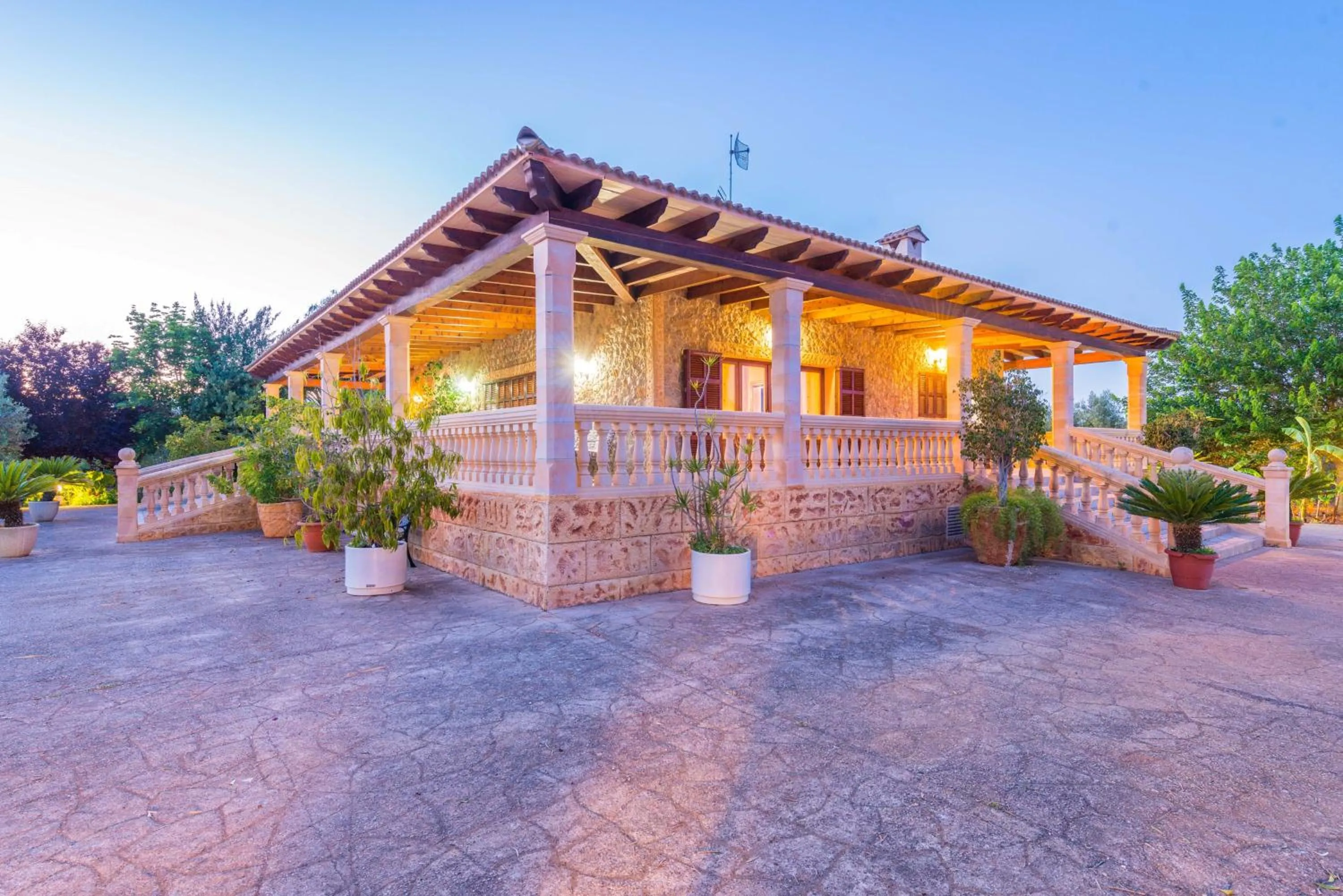 Property building in Ca'n Berguins