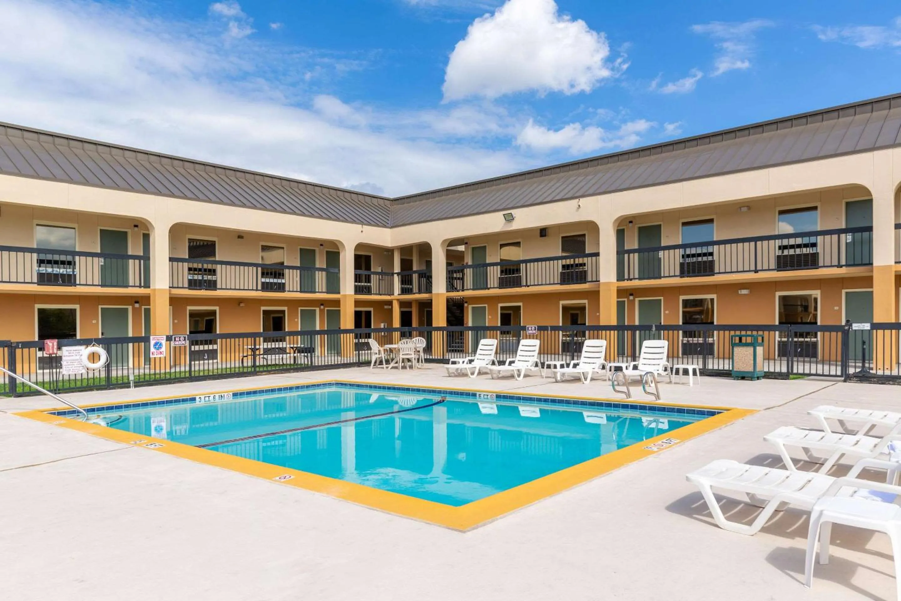 On site in Quality Inn at Arlington Highlands