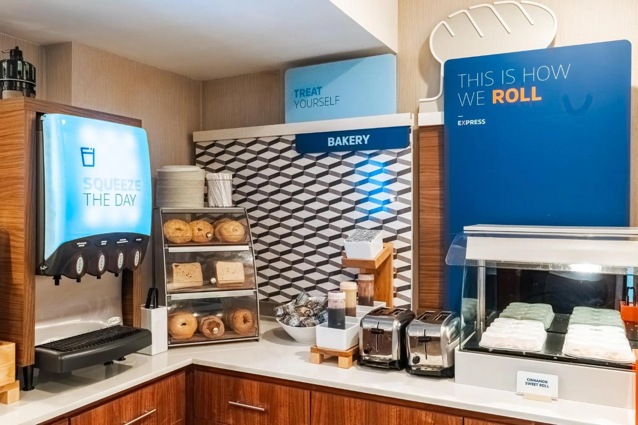 Buffet breakfast in Holiday Inn Express Maspeth by IHG