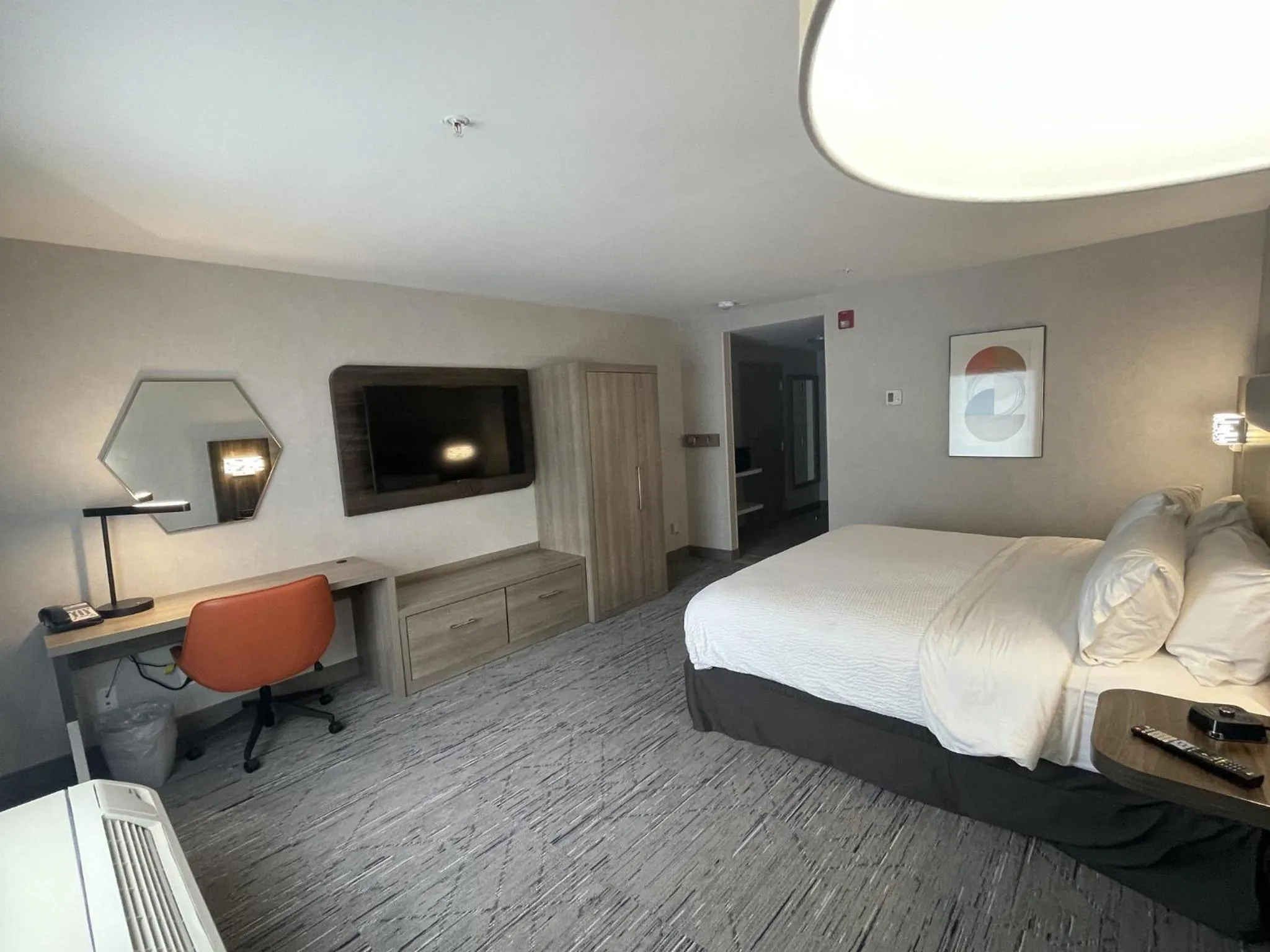 Photo of the whole room, Bed in Holiday Inn Express Hotel & Suites Brattleboro by IHG