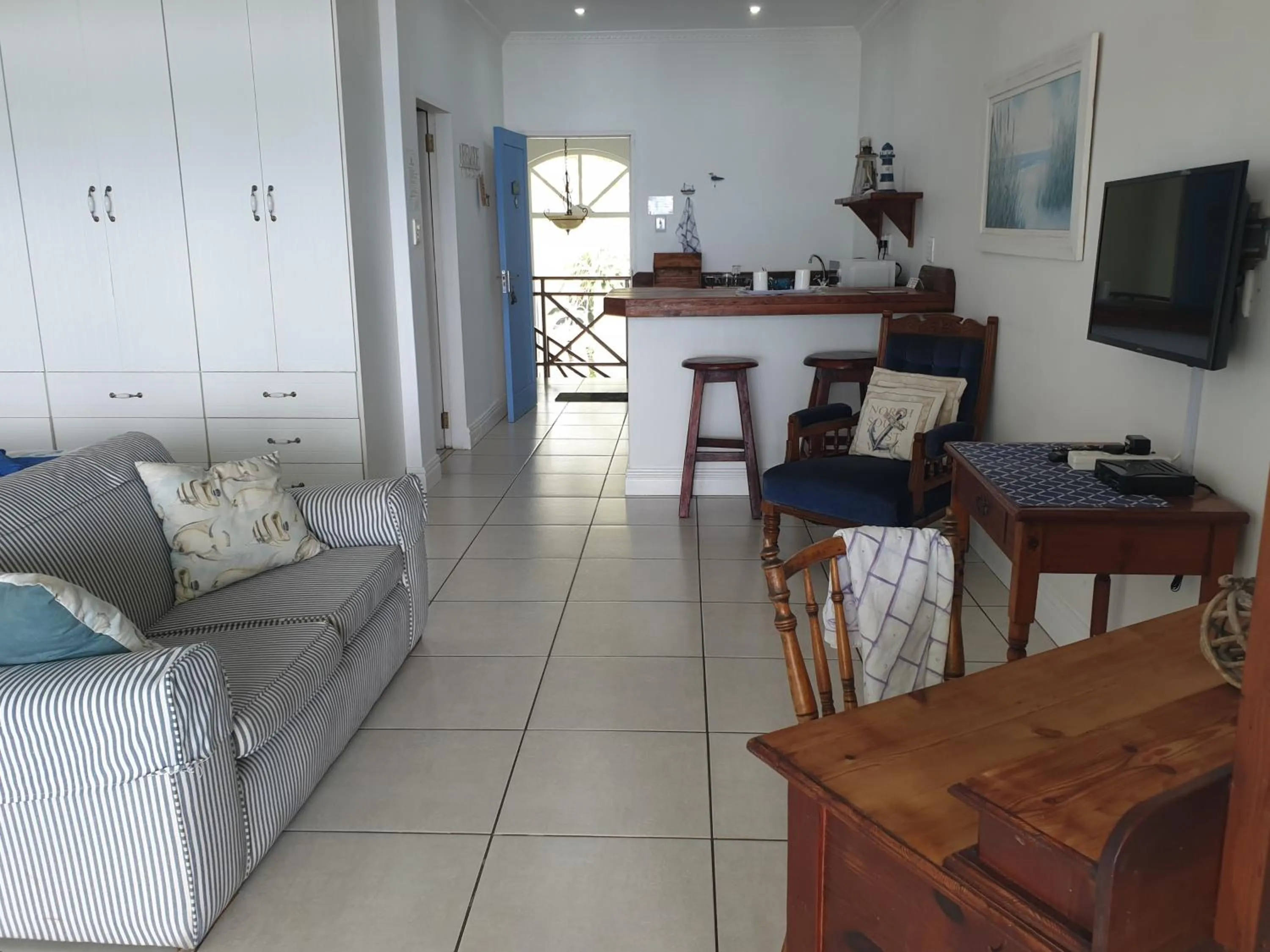 Living room in Shaka's Seat Guesthouse