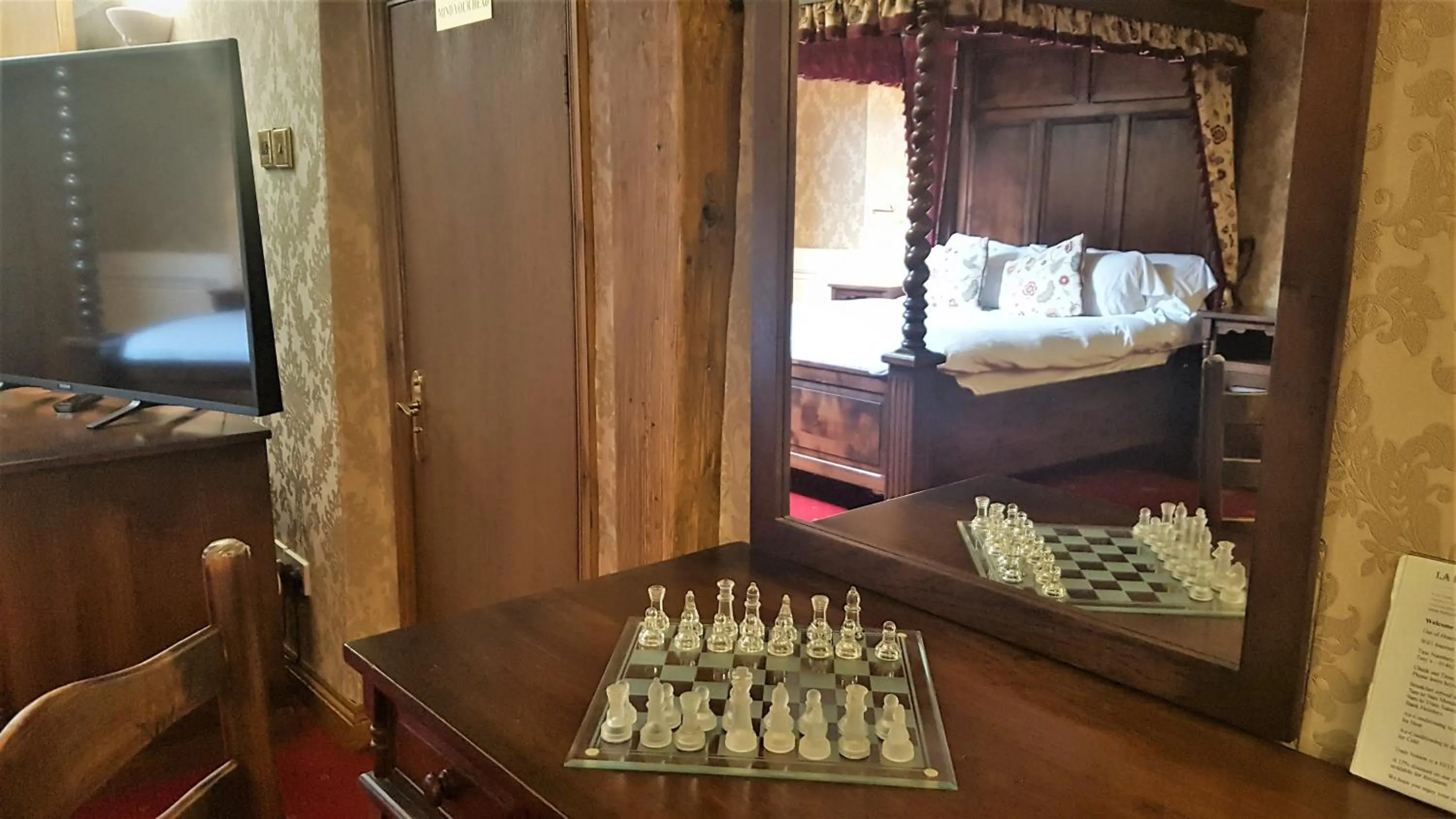 Bedroom, Bed in Villare Hitchin Town Centre