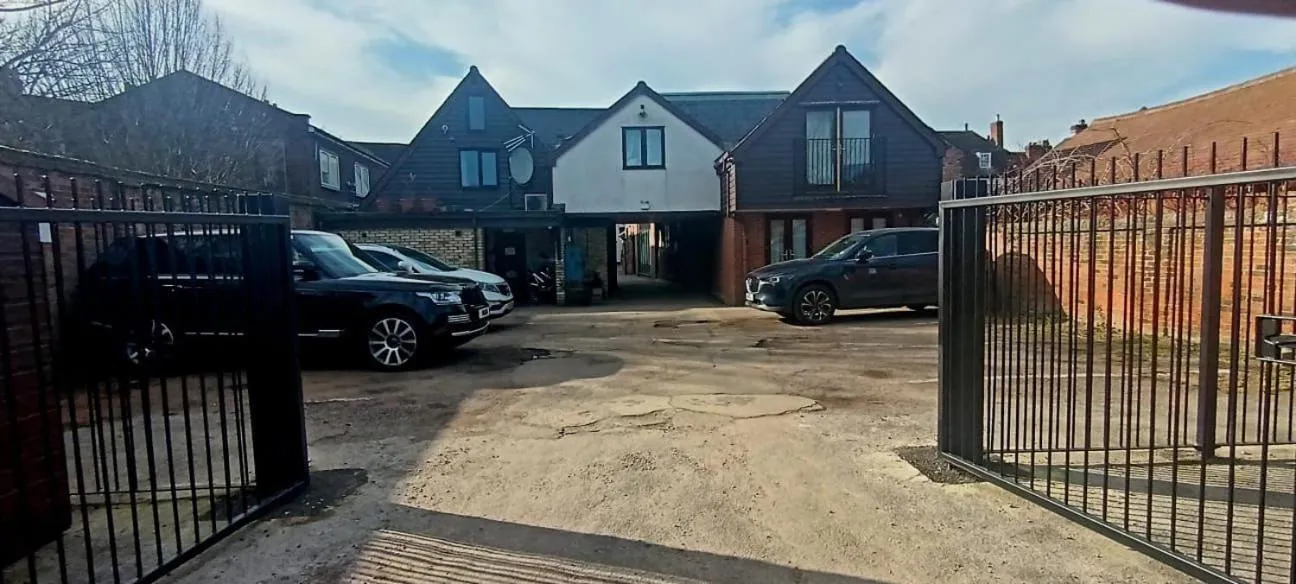 Parking in Villare Hitchin Town Centre