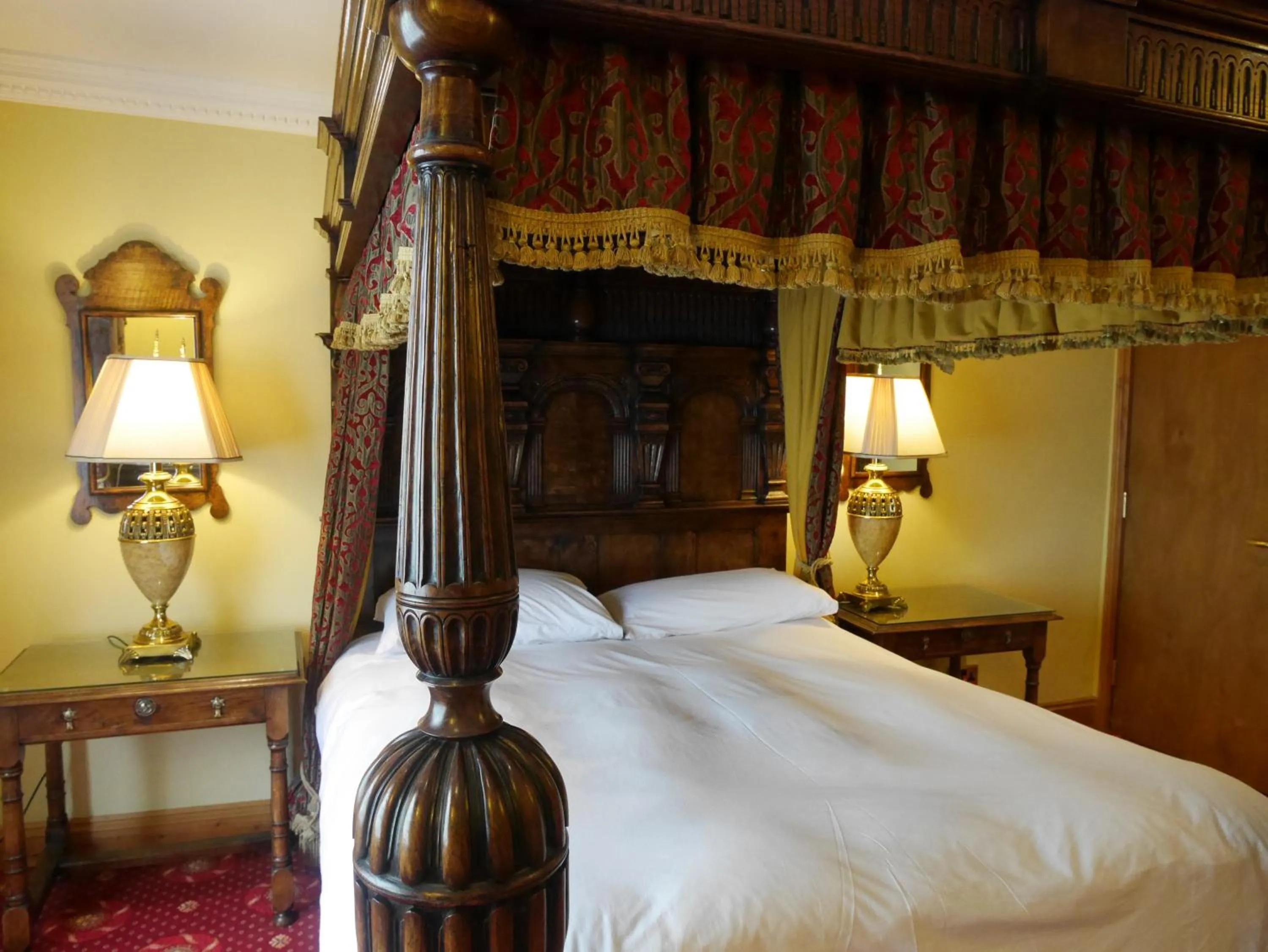 Bedroom, Bed in Villare Hitchin Town Centre