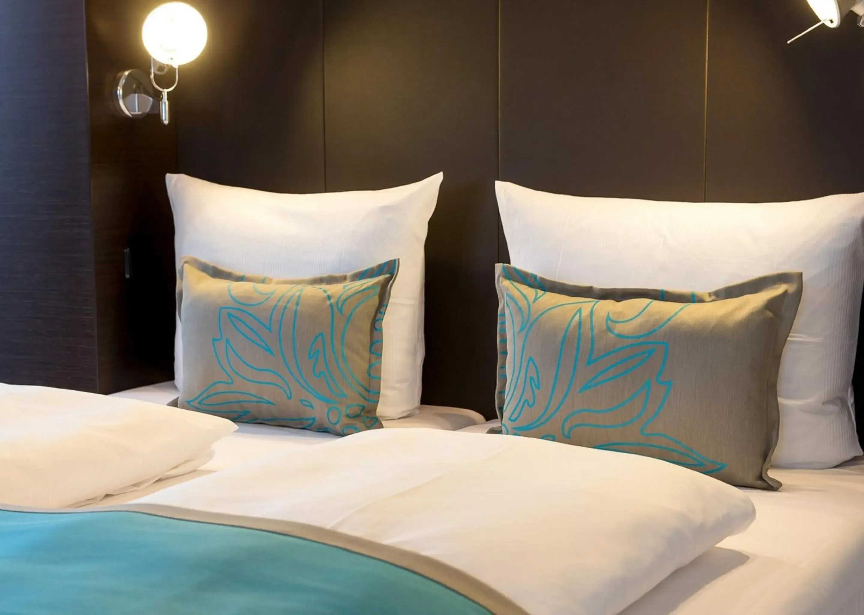Room with King Size bed - single occupancy in Motel One Hamburg-Alster Room with King Size bed - single occupancy in Motel One Hamburg-Alster