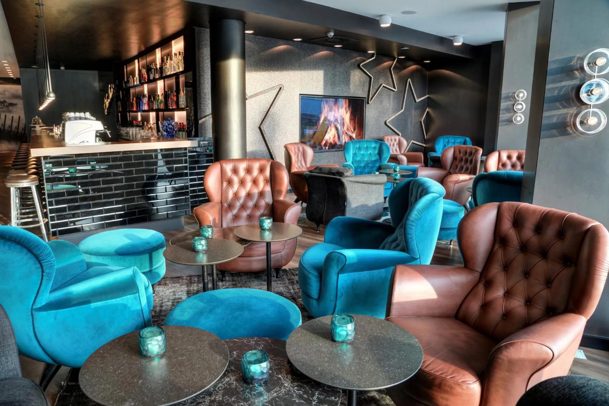 Lounge or bar in Motel One Hamburg am Michel