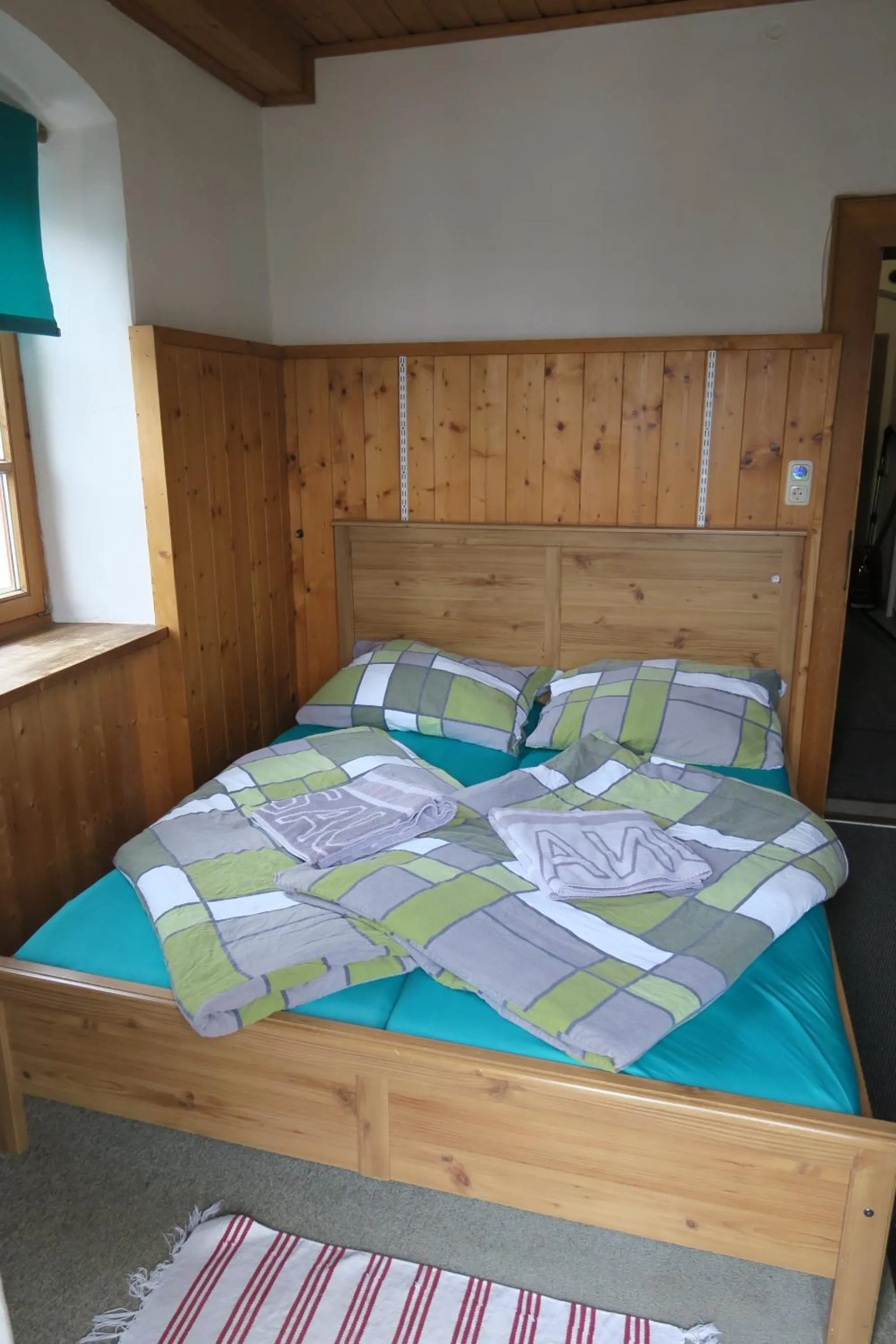 Bed in SnowBunnys BackPackers Hostel