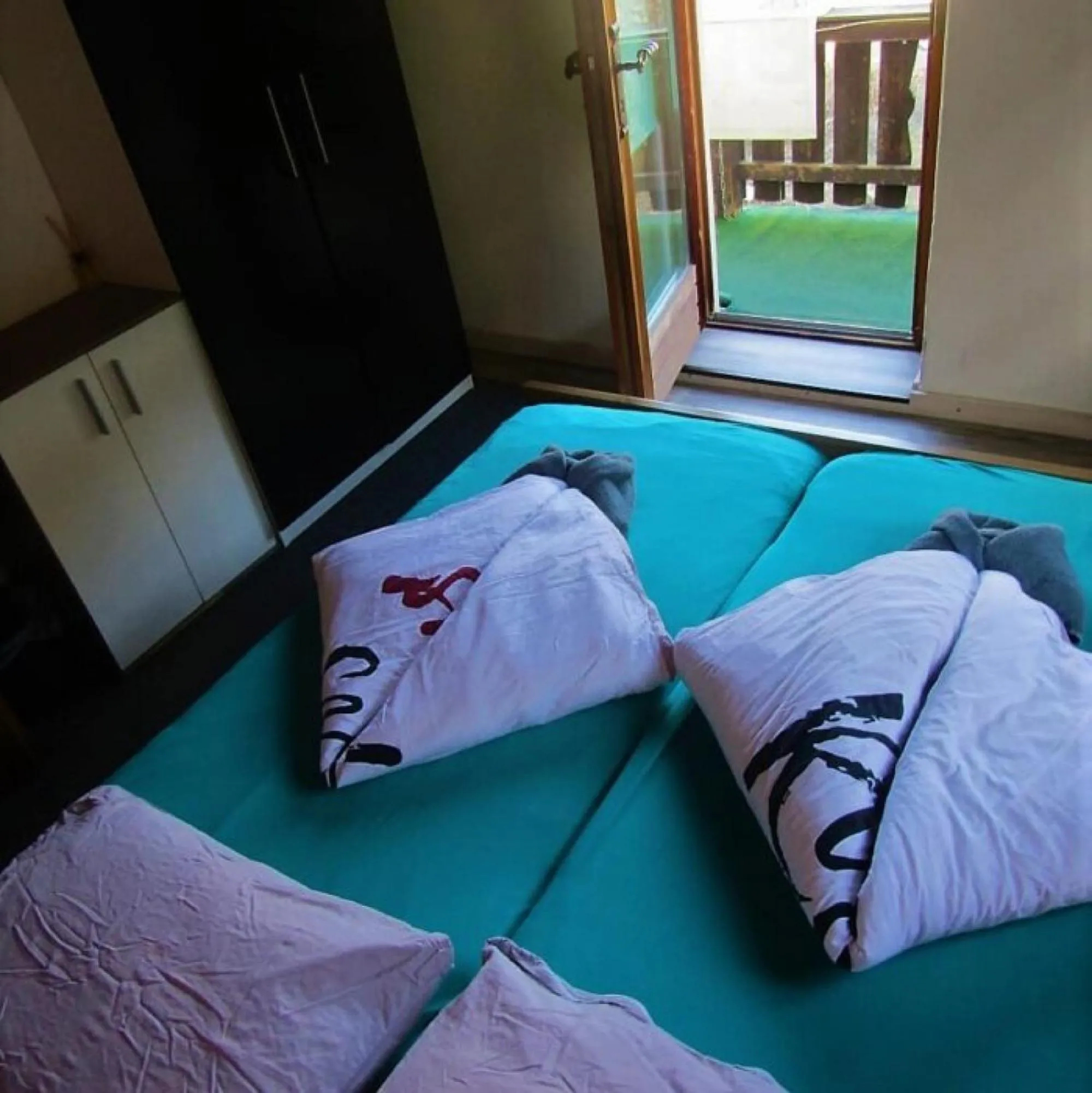 Bed in SnowBunnys BackPackers Hostel
