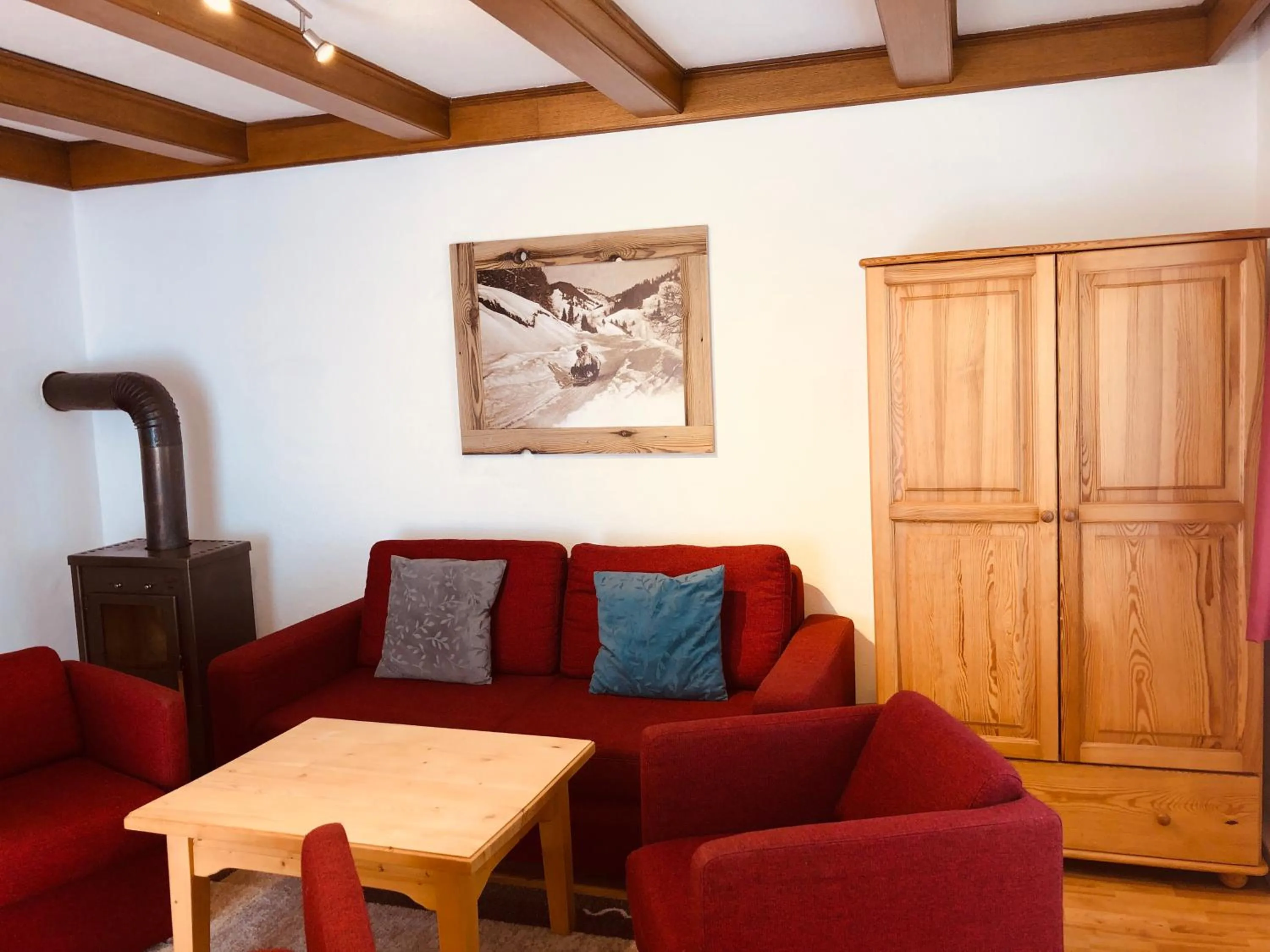 Living room in Familienappartements Eder - Free entry to Tauern SPA Kaprun included