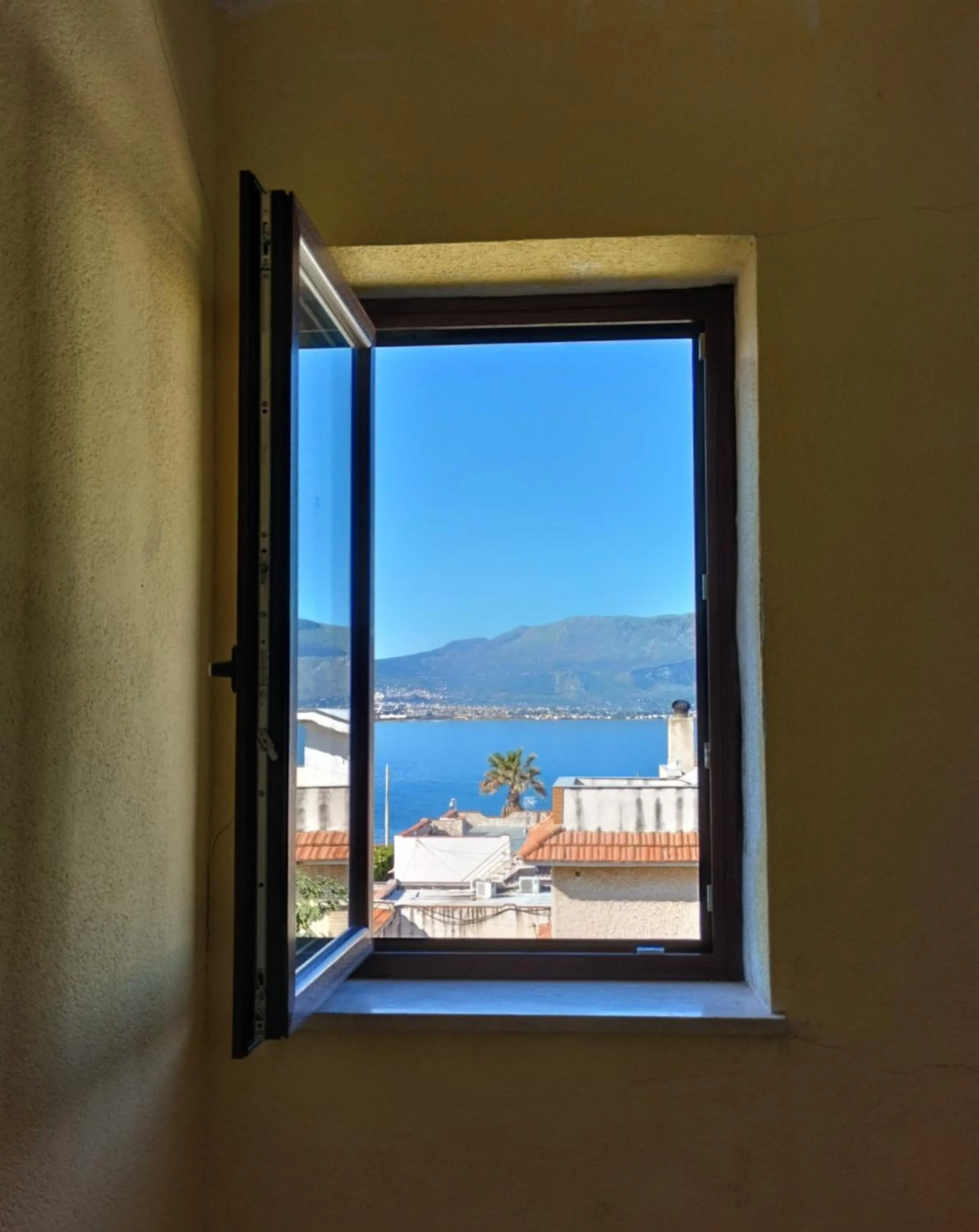 Mountain view in Garden House Alla Torre