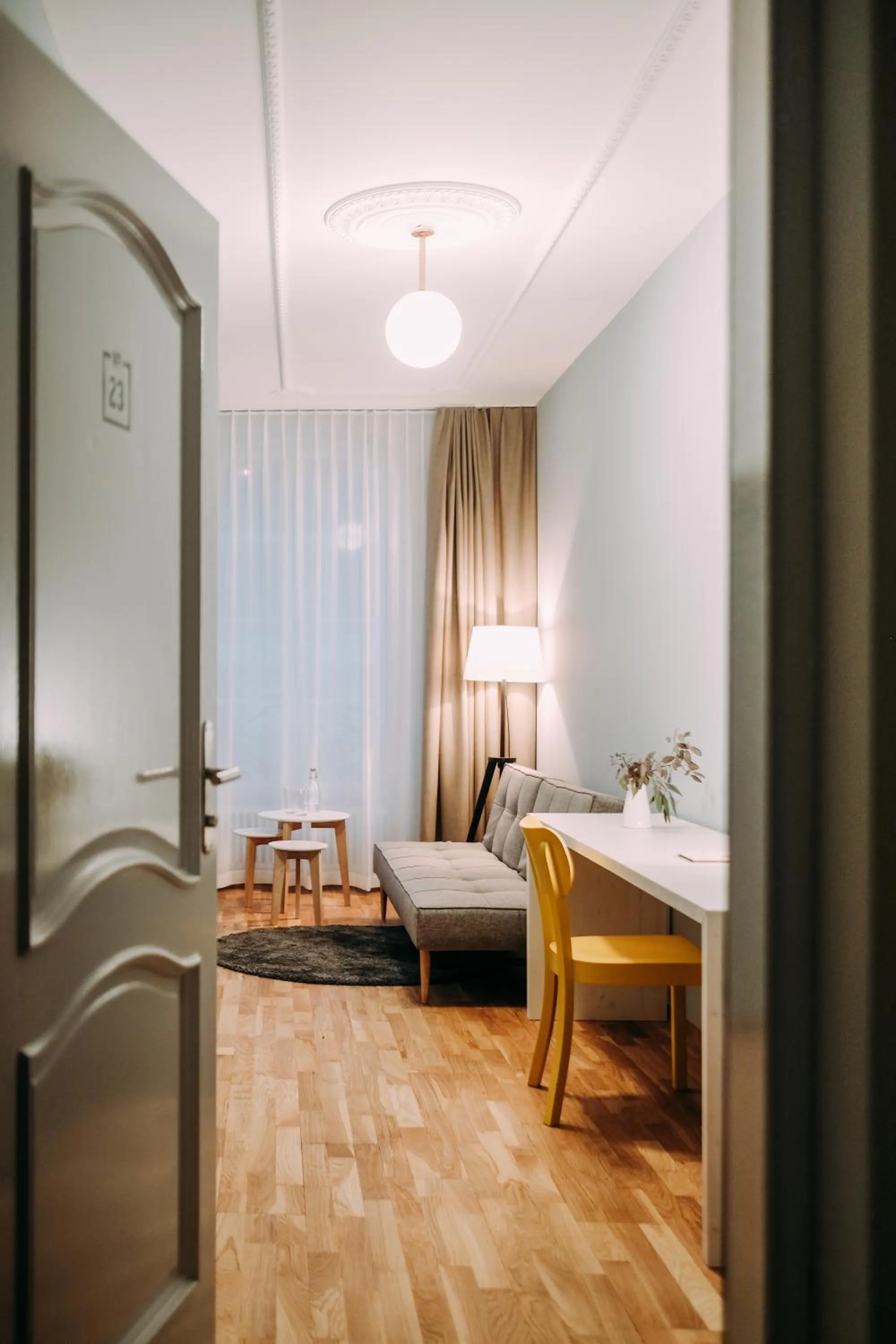 hair dresser, Bed in ADLER Boutique Hotel