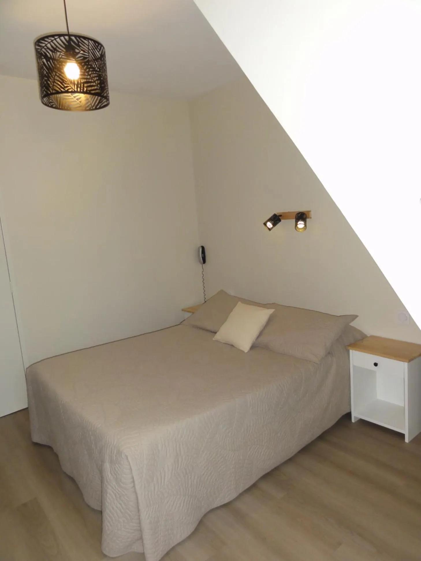 Bed in Hotel des Voyageurs