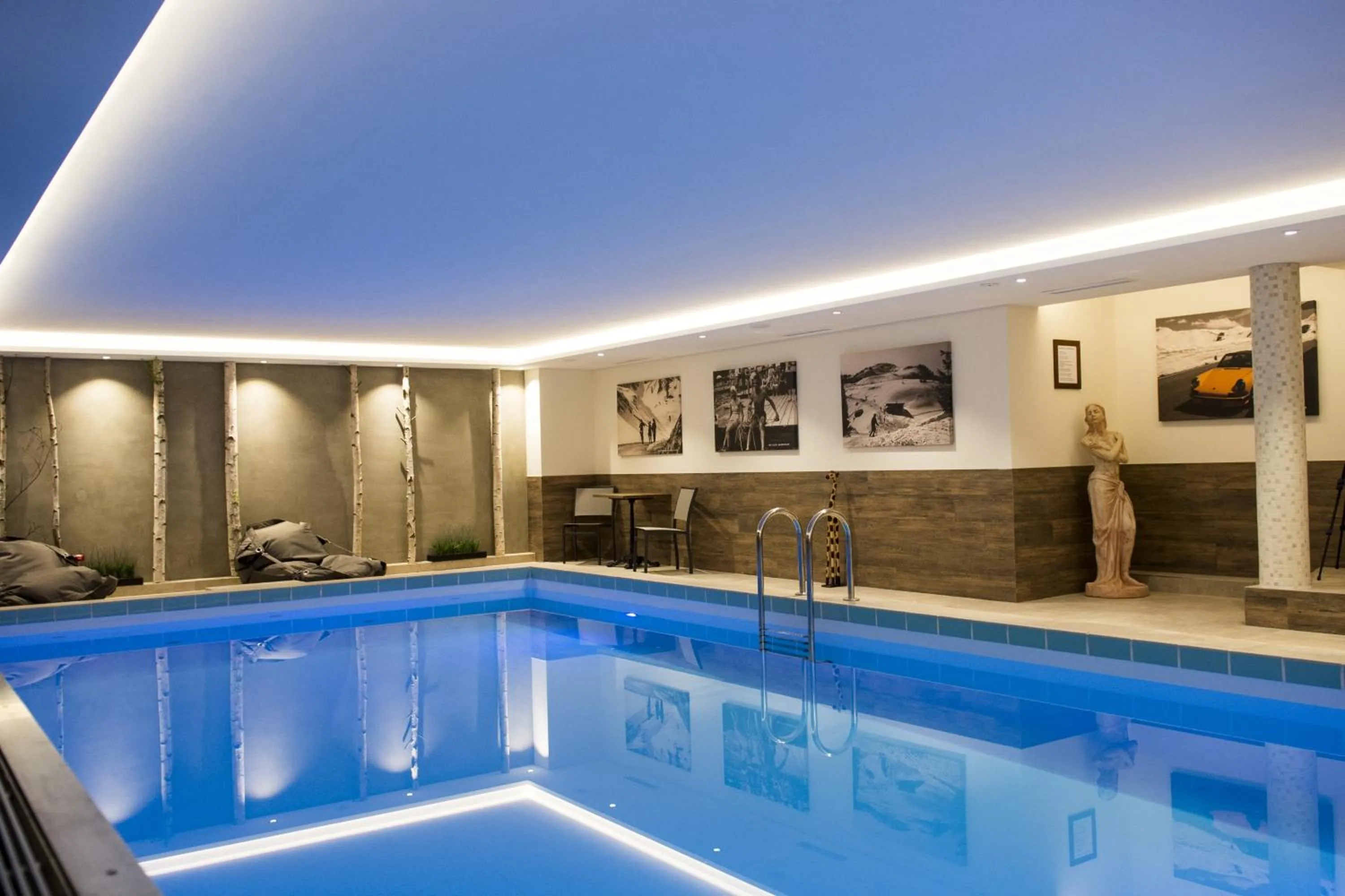 Swimming pool in Hotel Garni Entstrasser