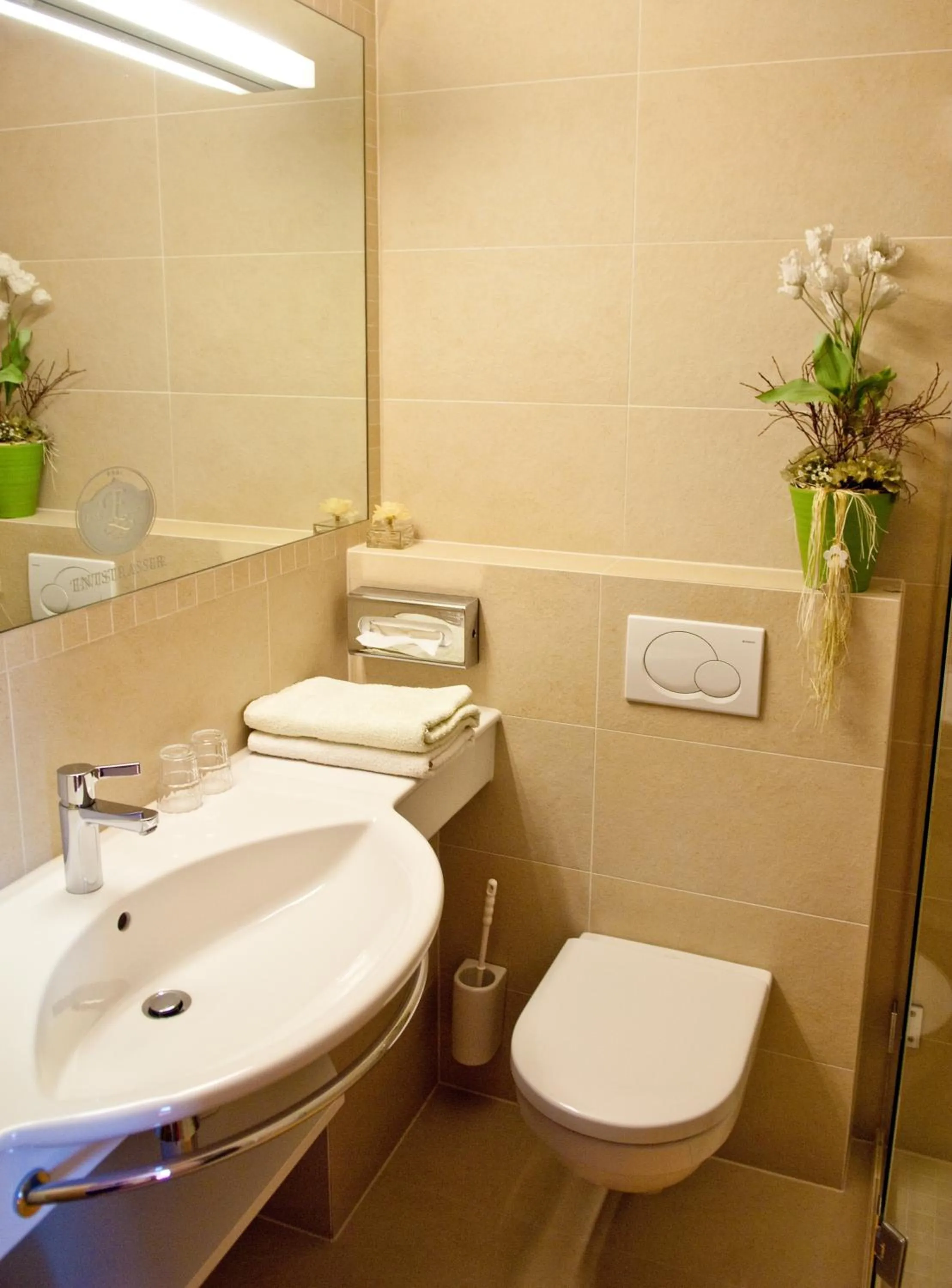 Bathroom in Hotel Garni Entstrasser