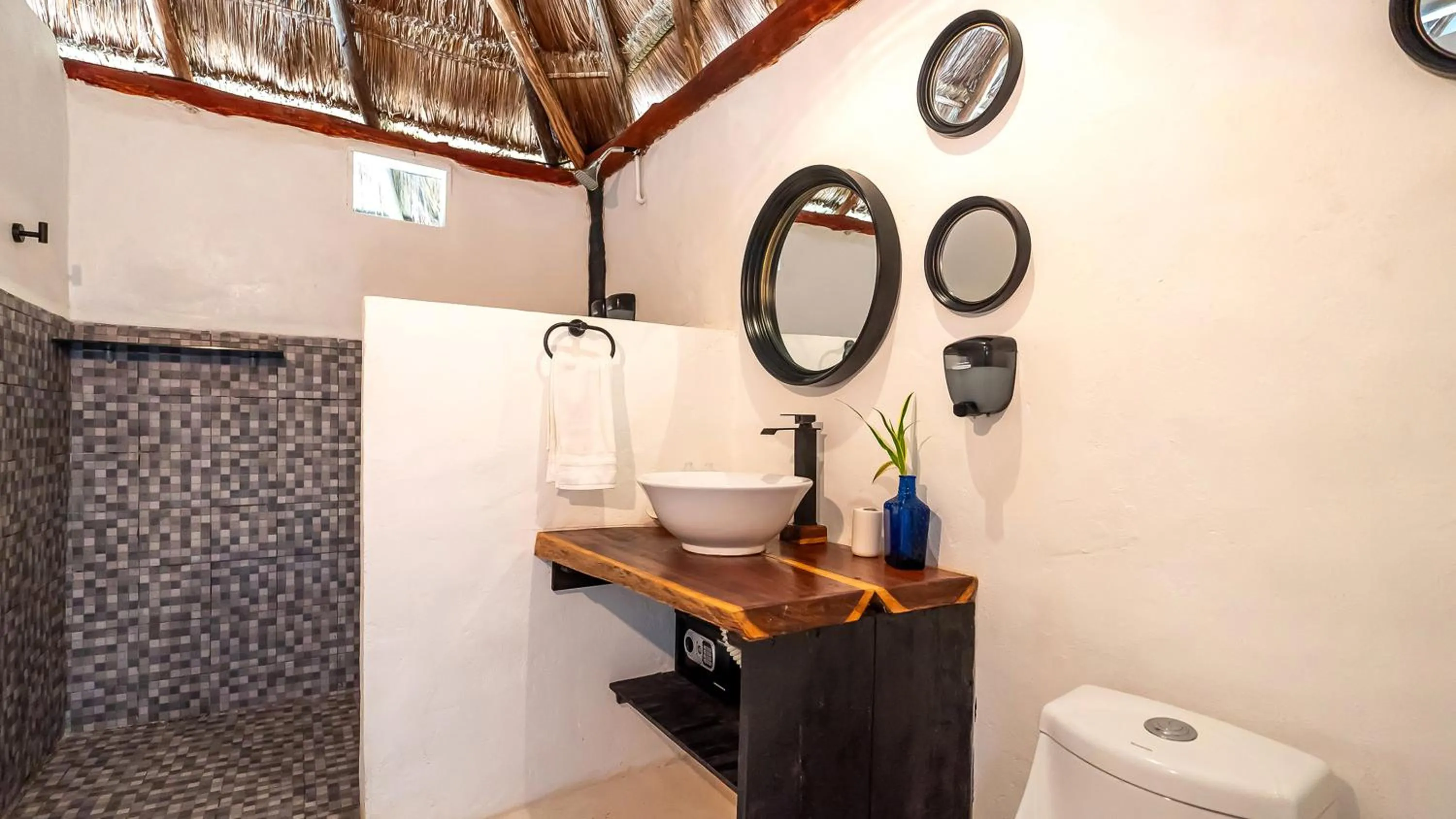 Bathroom in Chancabañita Tulum