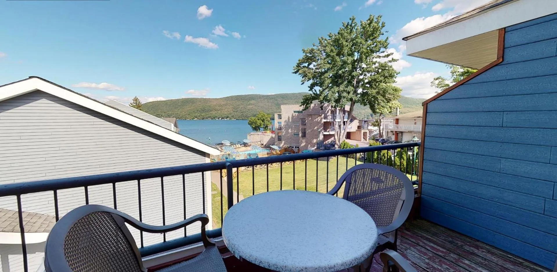 Balcony/Terrace in Surfside On The Lake