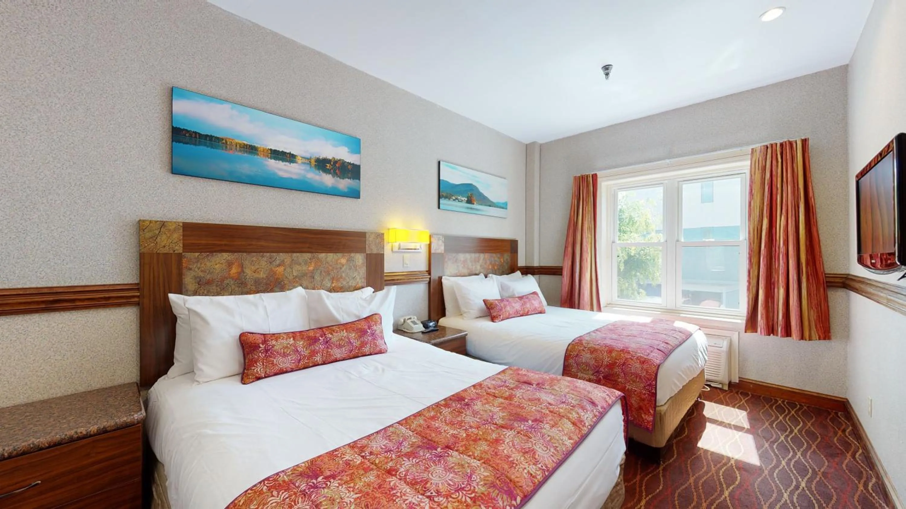 Bedroom, Bed in Surfside On The Lake