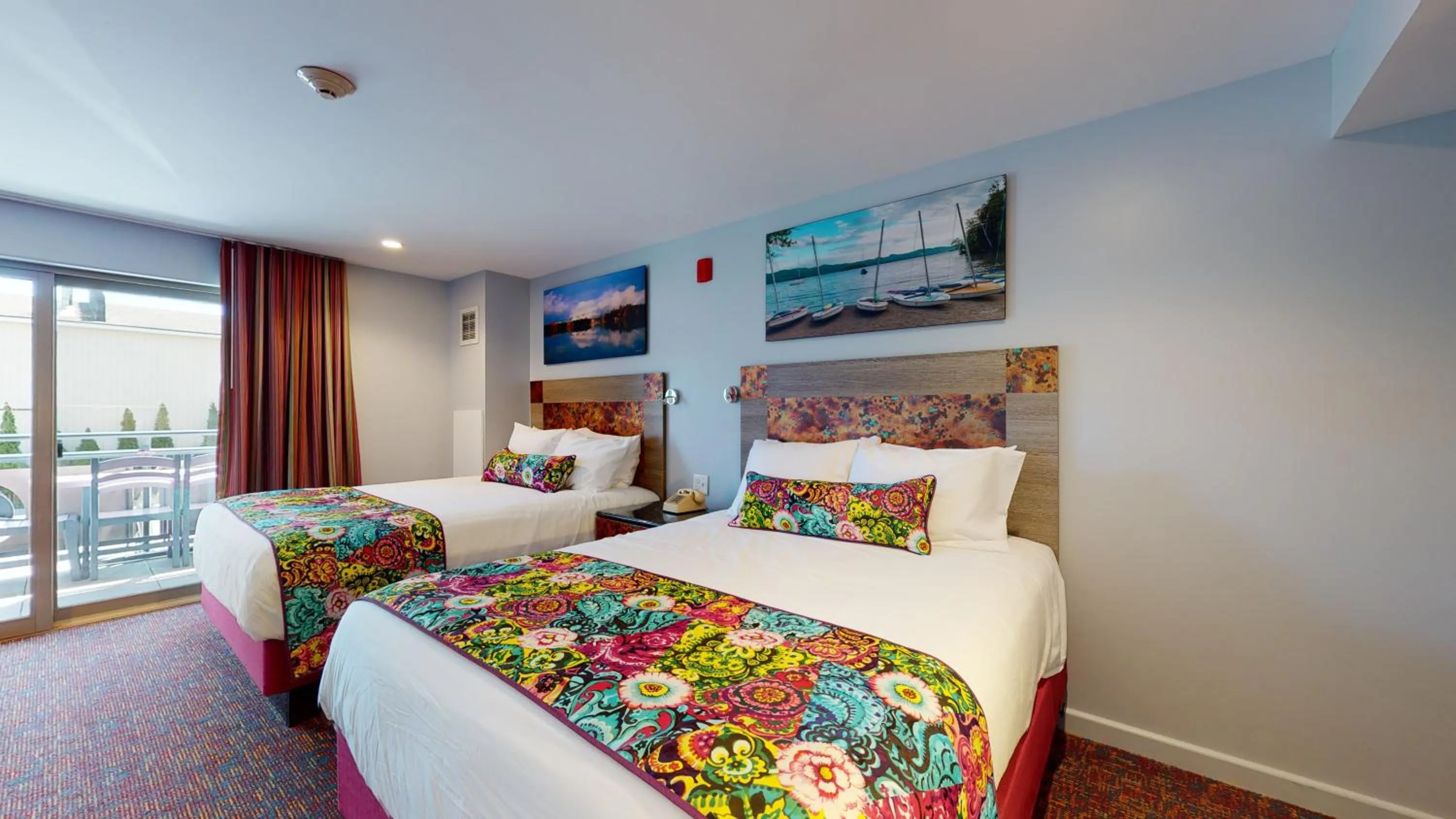 Bedroom, Bed in Surfside On The Lake