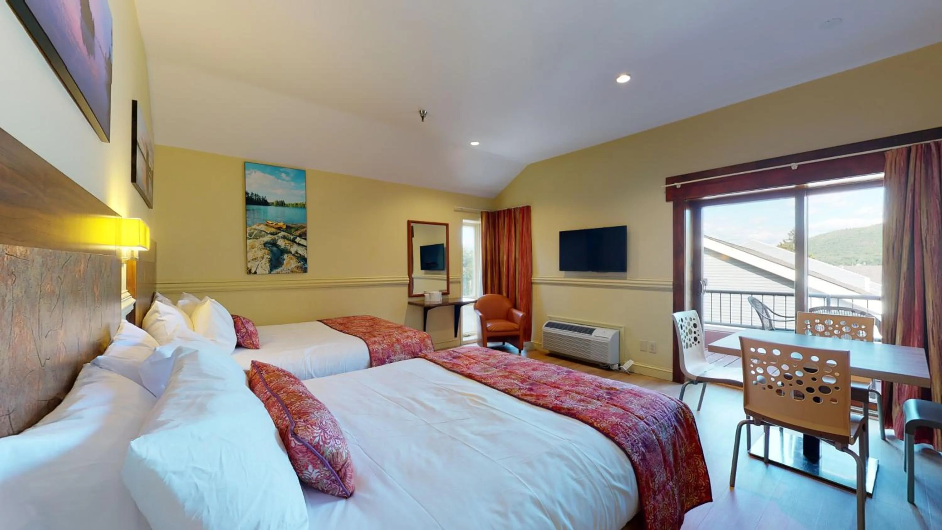 Bedroom, Bed in Surfside On The Lake