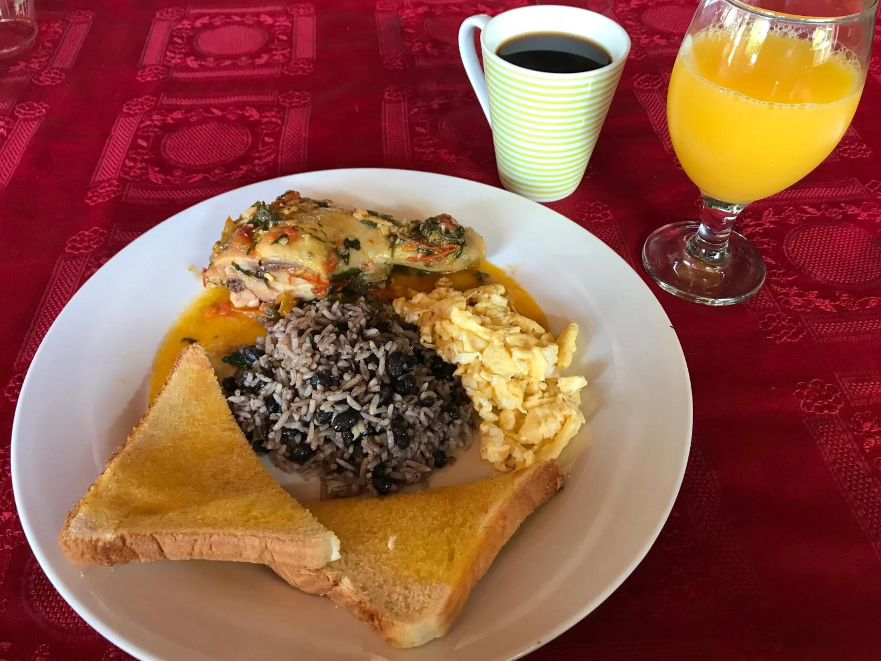 Breakfast in Hotel Manuel Antonio Park